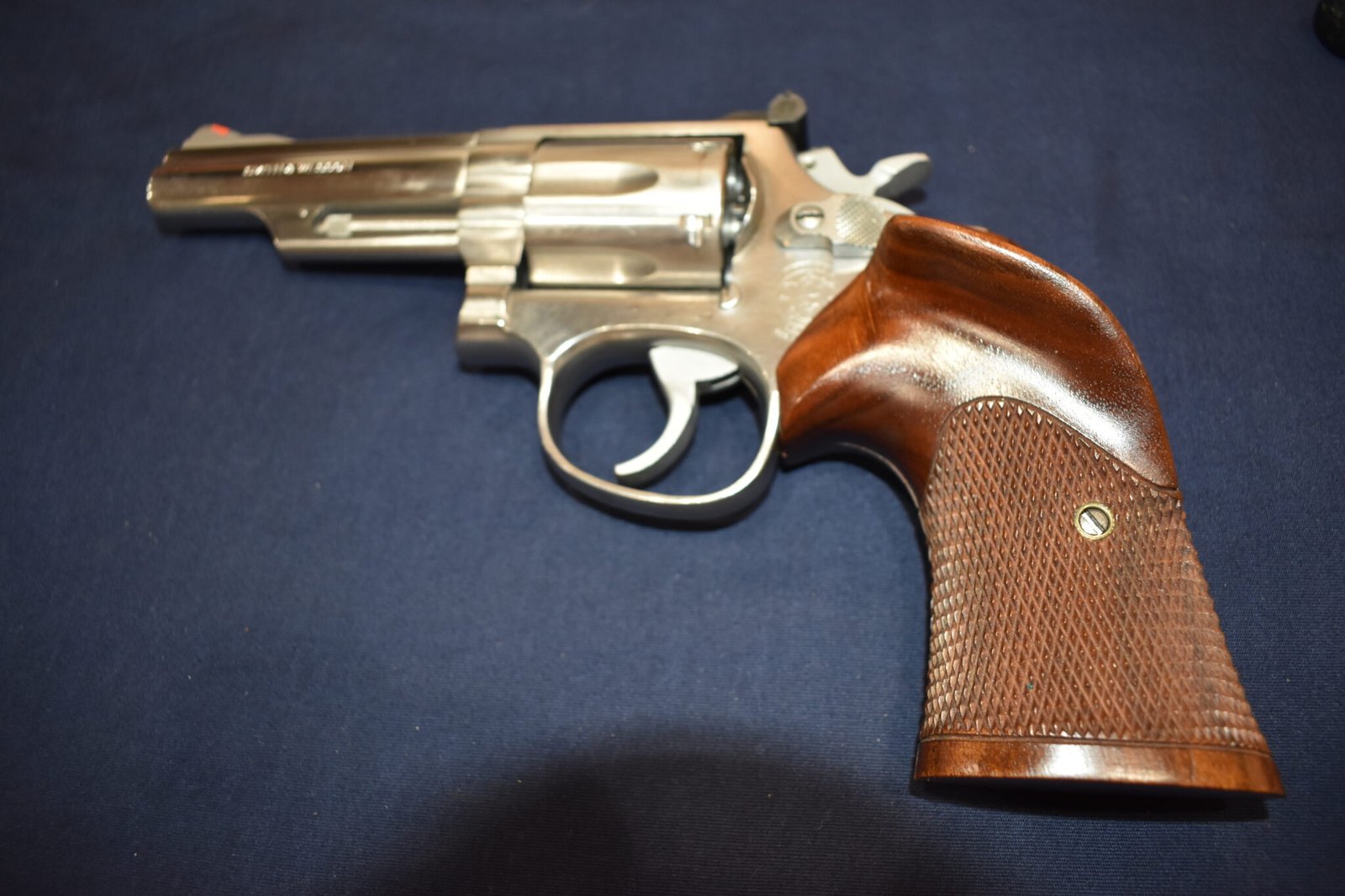SMITH & WESSON K FRAME LEW SANDERSON CUSTOM GRIPS SWKLS6 - Image 4