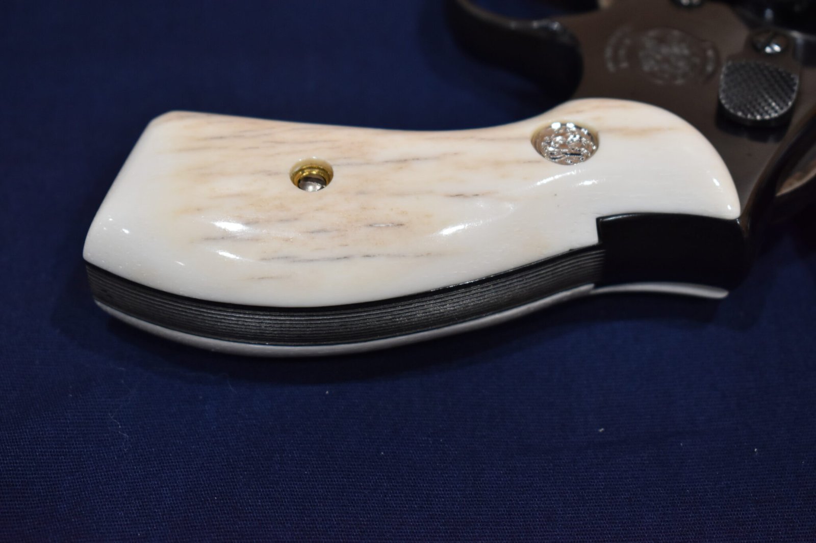 SMITH & WESSON K OR L FRAME ROUND BUTT GIRAFFE BONE GRIPS KRBGB12 - Image 5