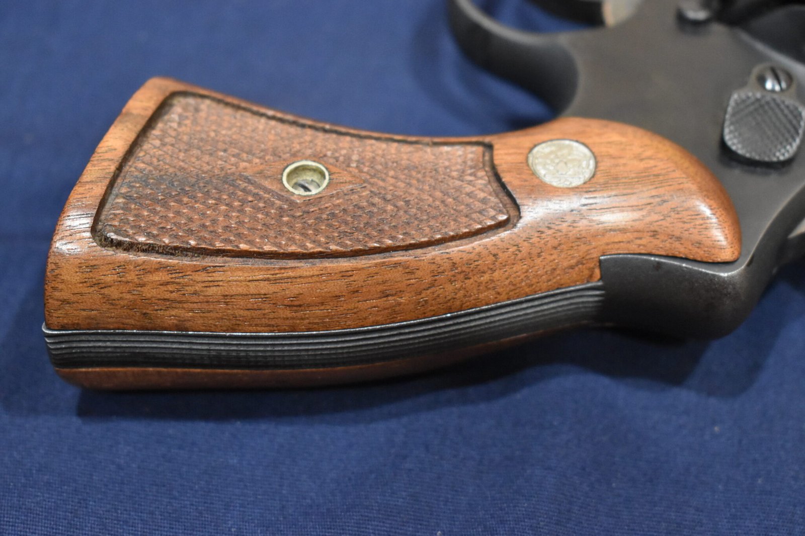 SMITH & WESSON N FRAME DIAMOND MAGNA GRIPS NDM13 - Image 5
