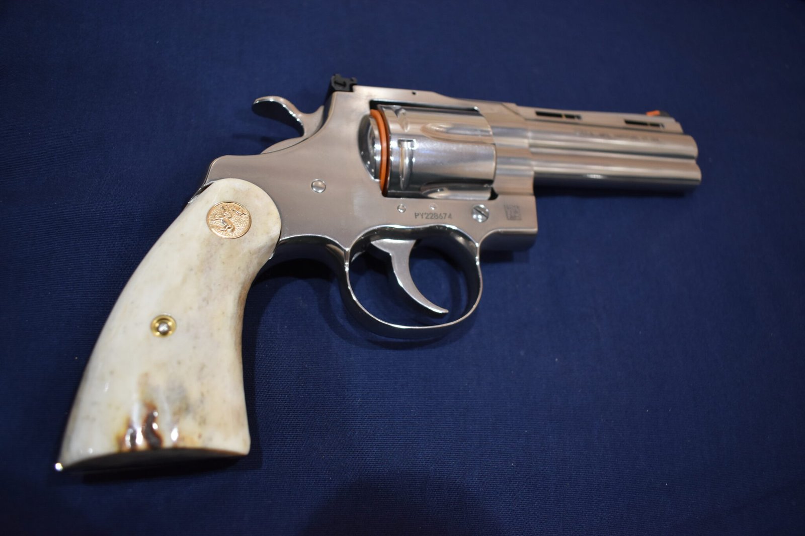 COLT PYTHON SAMBAR STAG GRIPS CPSS31 - Image 7