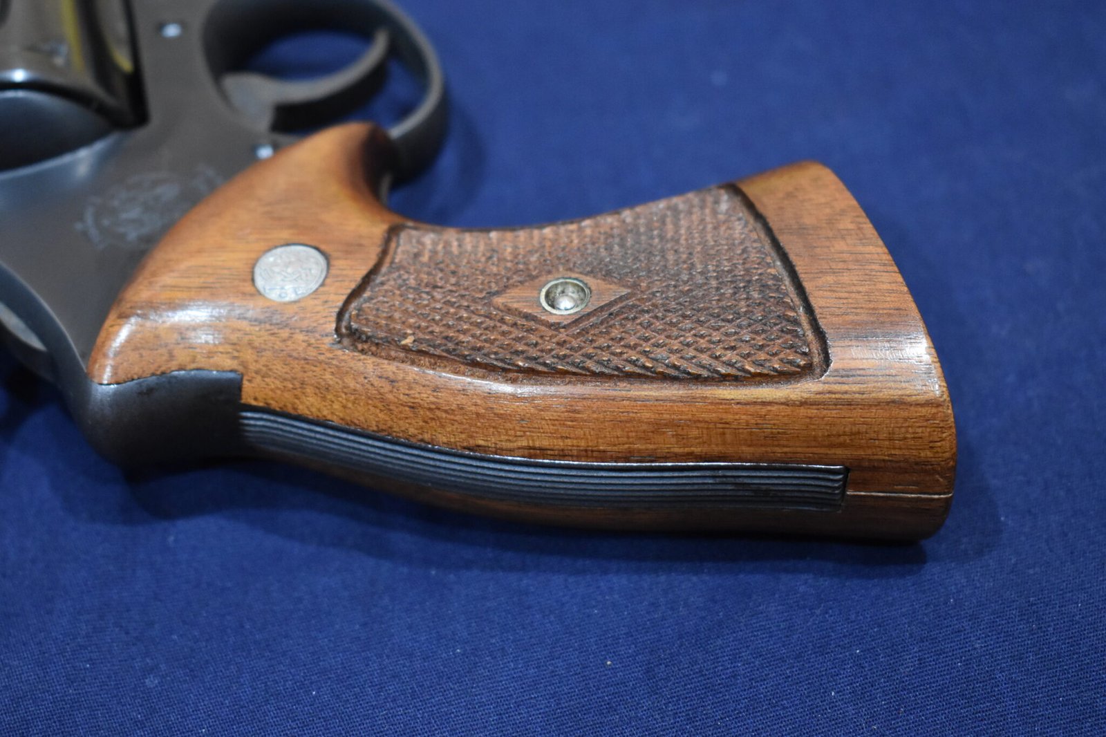 SMITH & WESSON N FRAME DIAMOND TARGET GRIPS NDT6 - Image 6