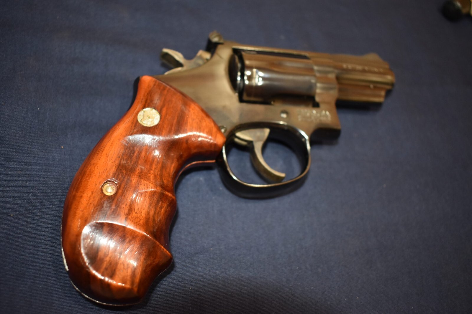 SMITH & WESSON K FRAME FACTORY ROUND BUTT COMBAT GRIPS KRBC8 - Image 7