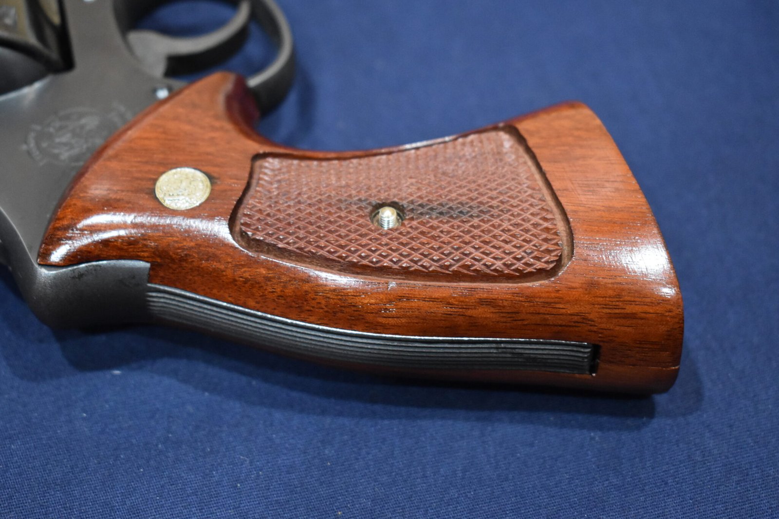 SMITH & WESSON FACTORY N FRAME TARGET GRIPS NT74 - Image 6