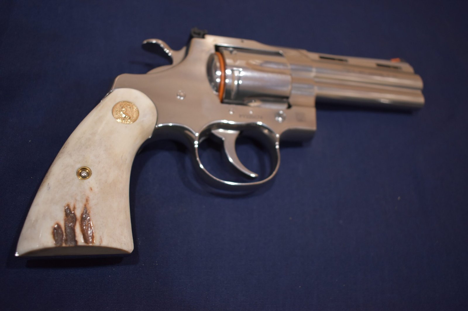 COLT PYTHON SAMBAR STAG GRIPS CPSS32 - Image 7