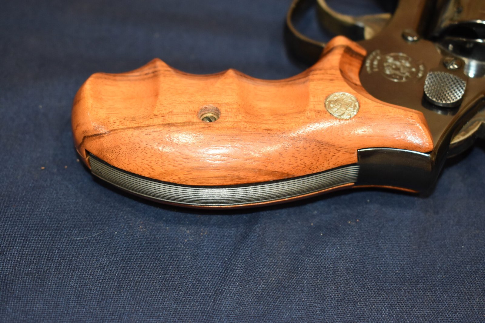 SMITH & WESSON K FRAME FACTORY ROUND BUTT COMBAT GRIPS KRBC9 - Image 5