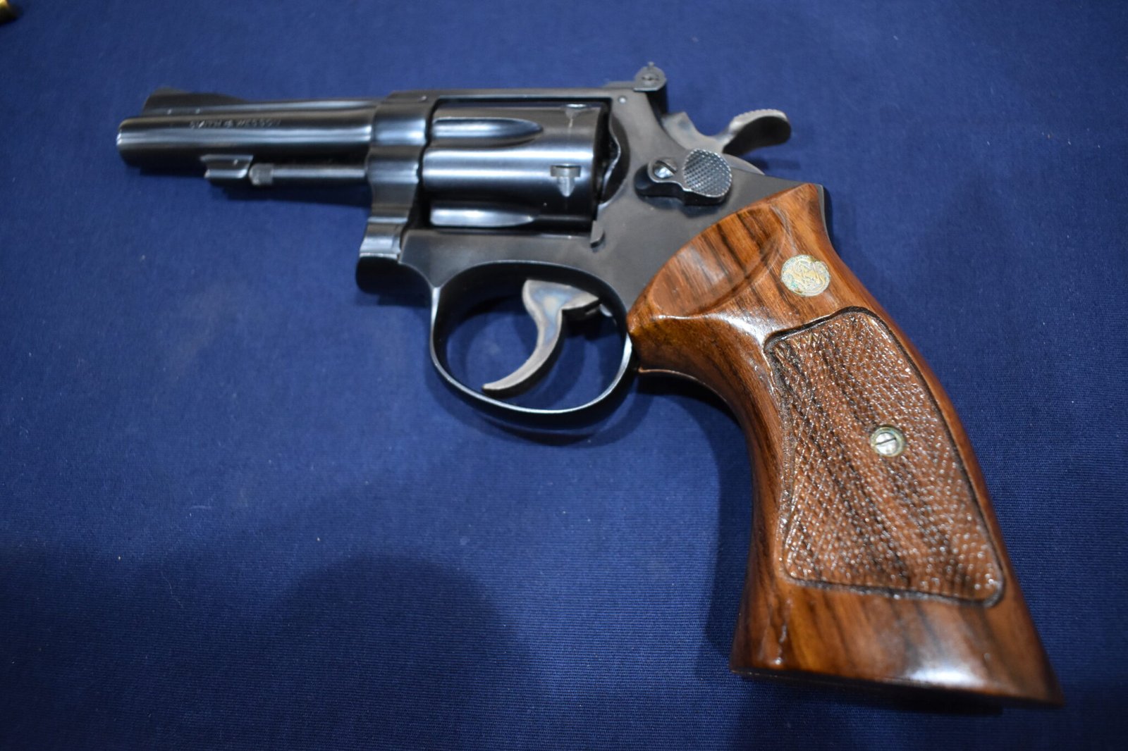 SMITH & WESSON FACTORY K FRAME TARGET GRIPS KCT26 - Image 4