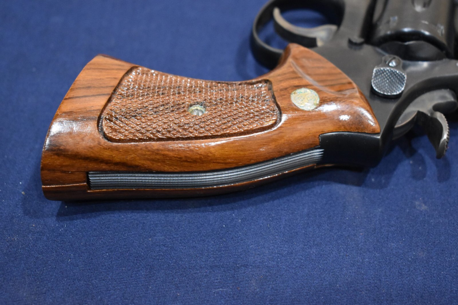 SMITH & WESSON FACTORY K FRAME TARGET GRIPS KCT26 - Image 5