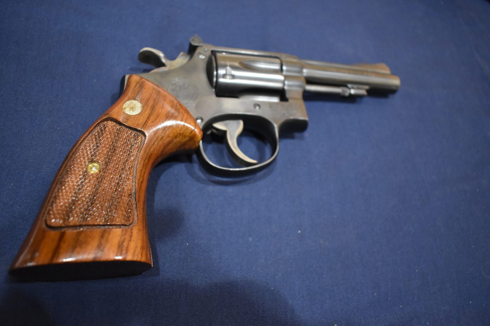 SMITH & WESSON FACTORY K FRAME TARGET GRIPS KCT26 - Image 7