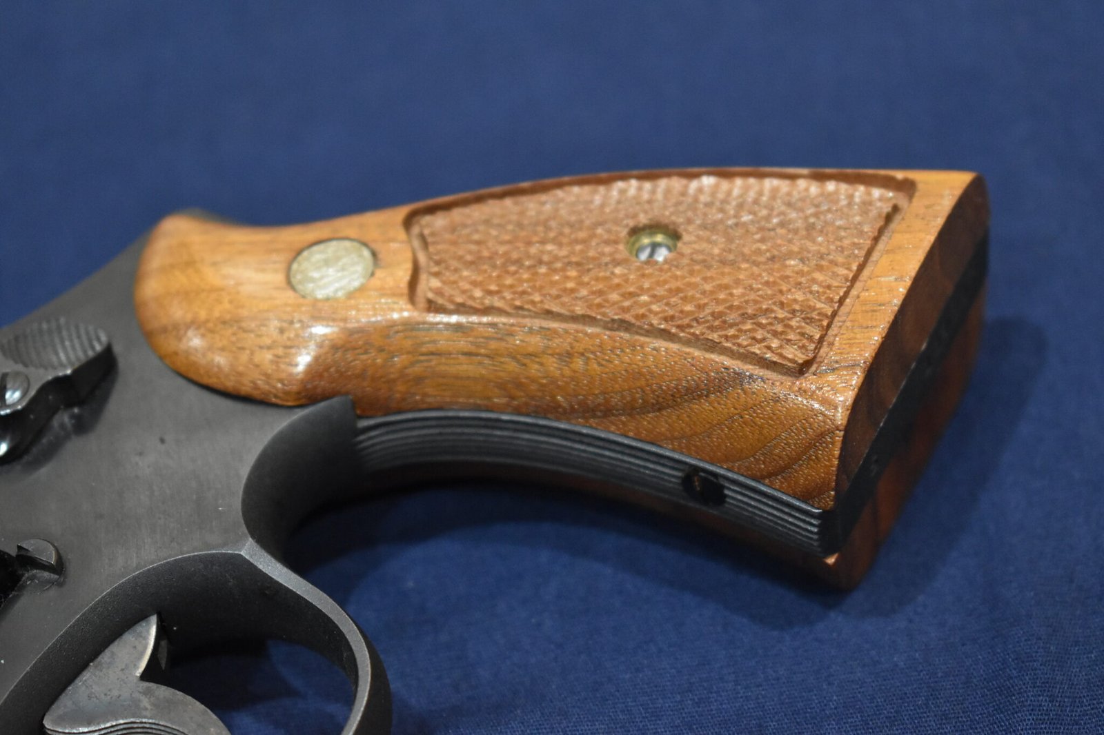 SMITH & WESSON N FRAME MAGNA GRIPS SWNM13 - Image 12