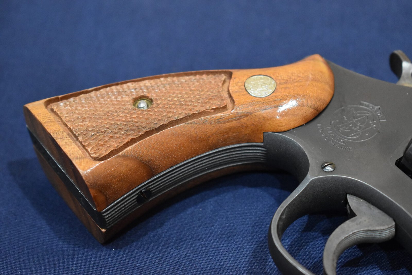 SMITH & WESSON N FRAME MAGNA GRIPS SWNM13 - Image 11