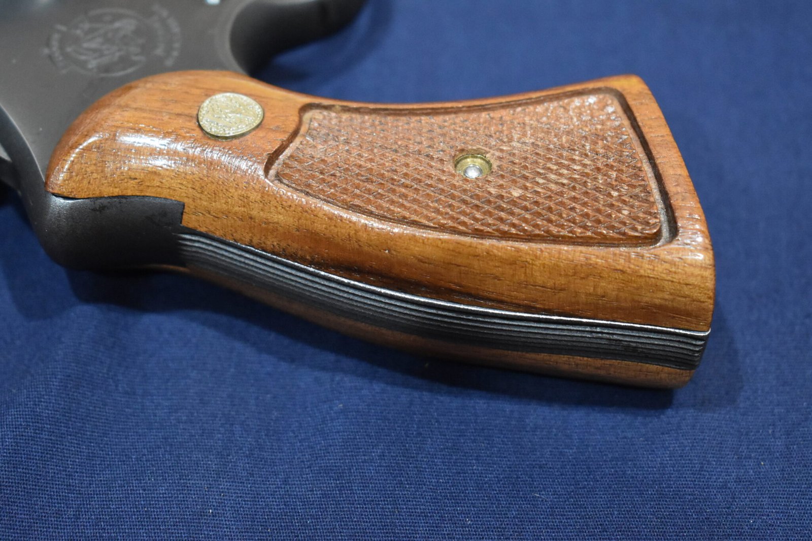 SMITH & WESSON N FRAME MAGNA GRIPS SWNM14 - Image 6