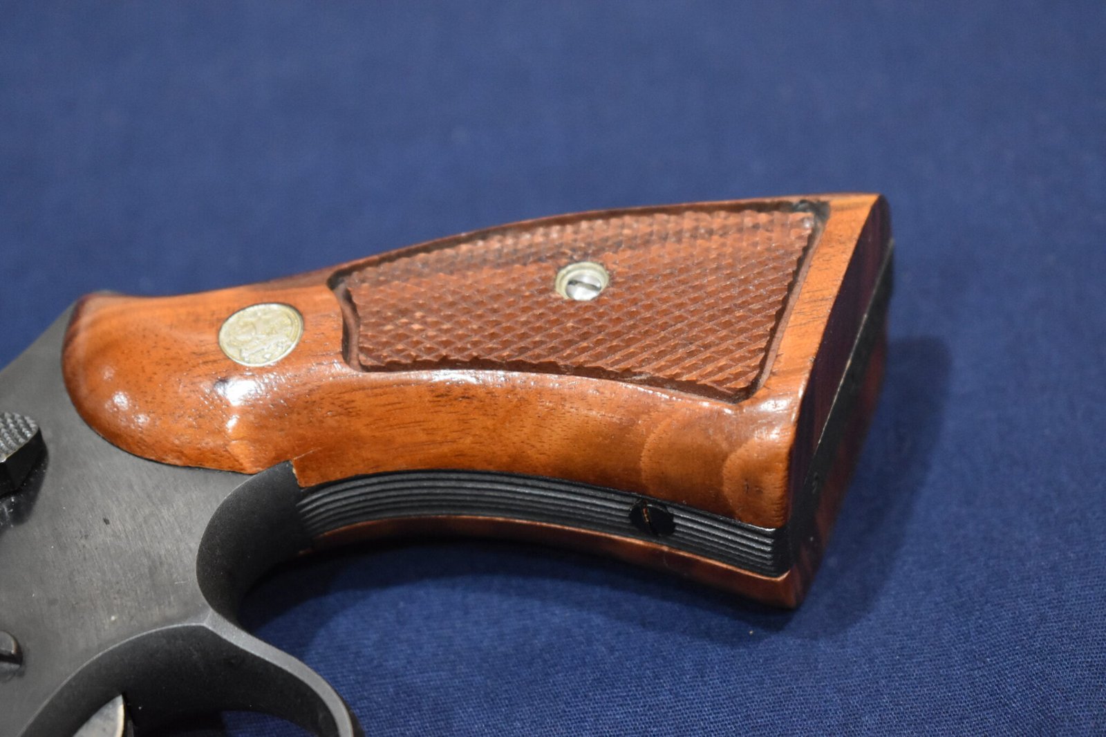 SMITH & WESSON N FRAME GONCALO ALVES MAGNA GRIPS SWNM15 - Image 12