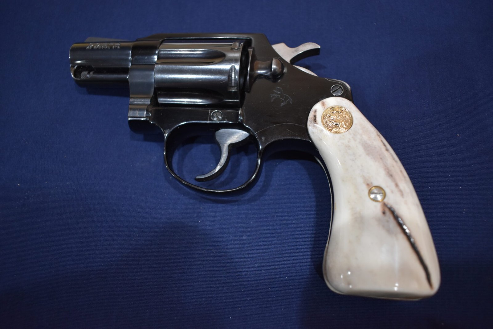 COLT DETECTIVE / DIAMONDBACK SAMBAR STAG GRIPS CDSS13 - Image 4