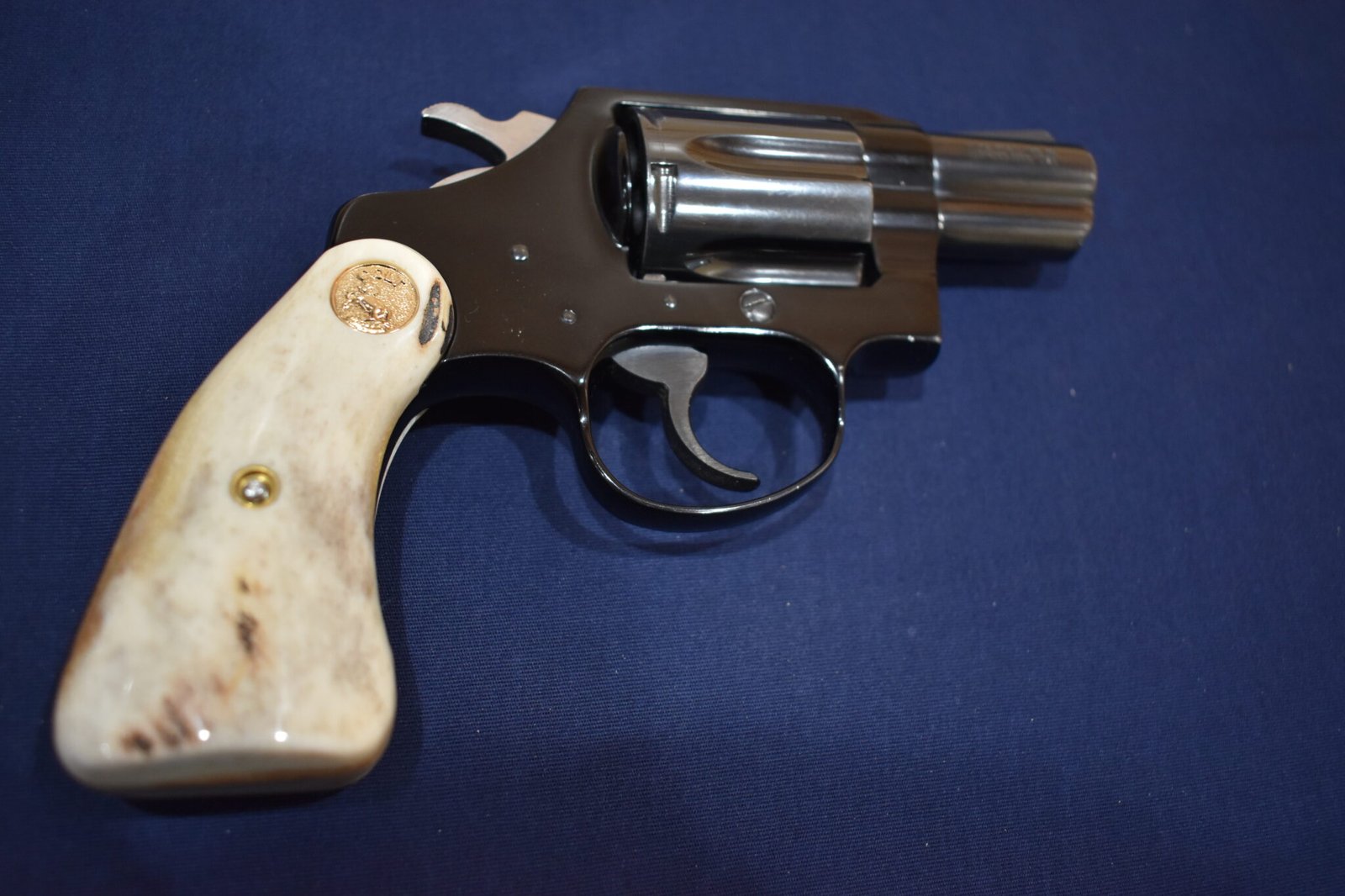 COLT DETECTIVE / DIAMONDBACK SAMBAR STAG GRIPS CDSS13 - Image 7