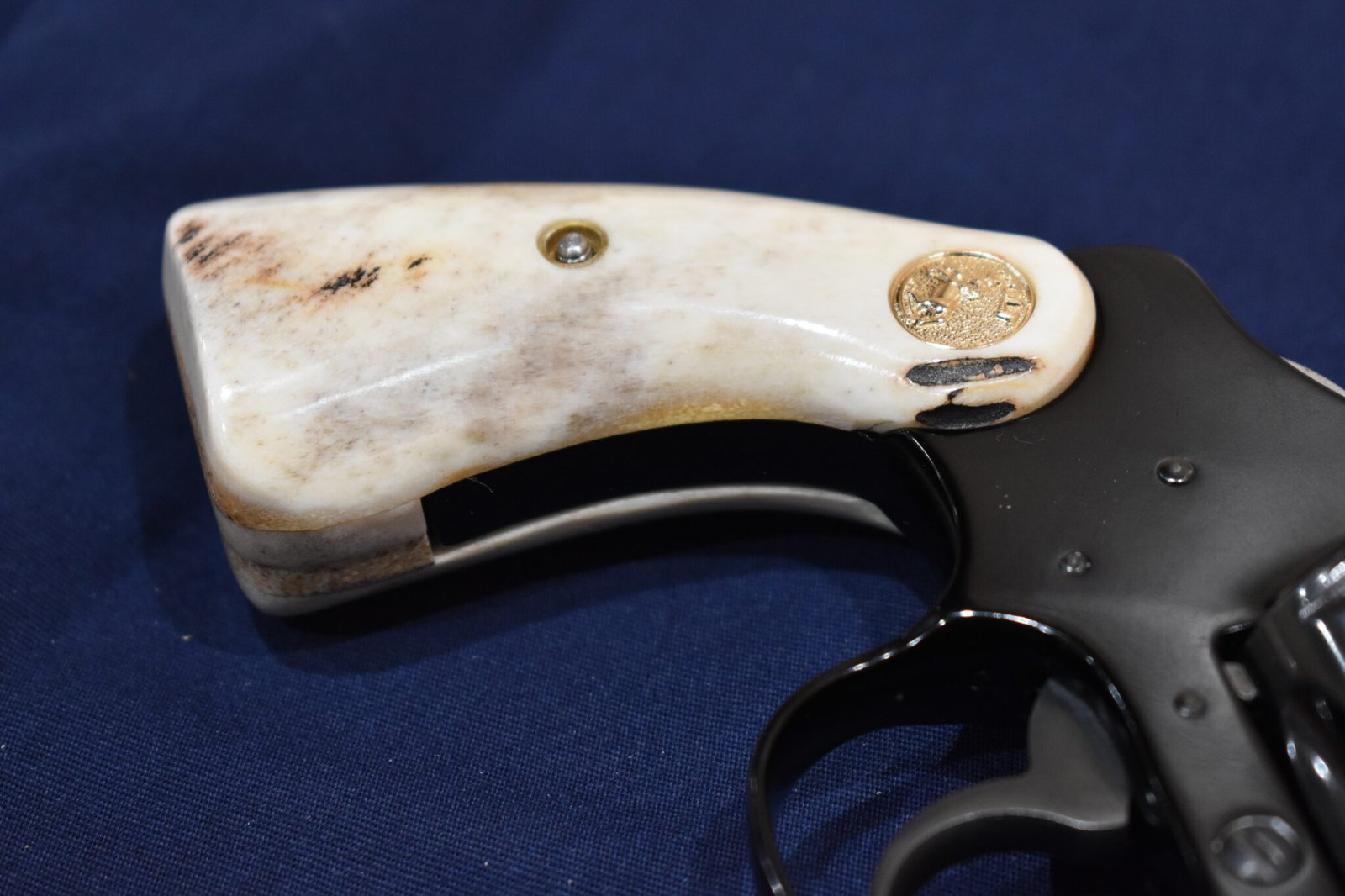 COLT DETECTIVE / DIAMONDBACK SAMBAR STAG GRIPS CDSS13 - Image 11