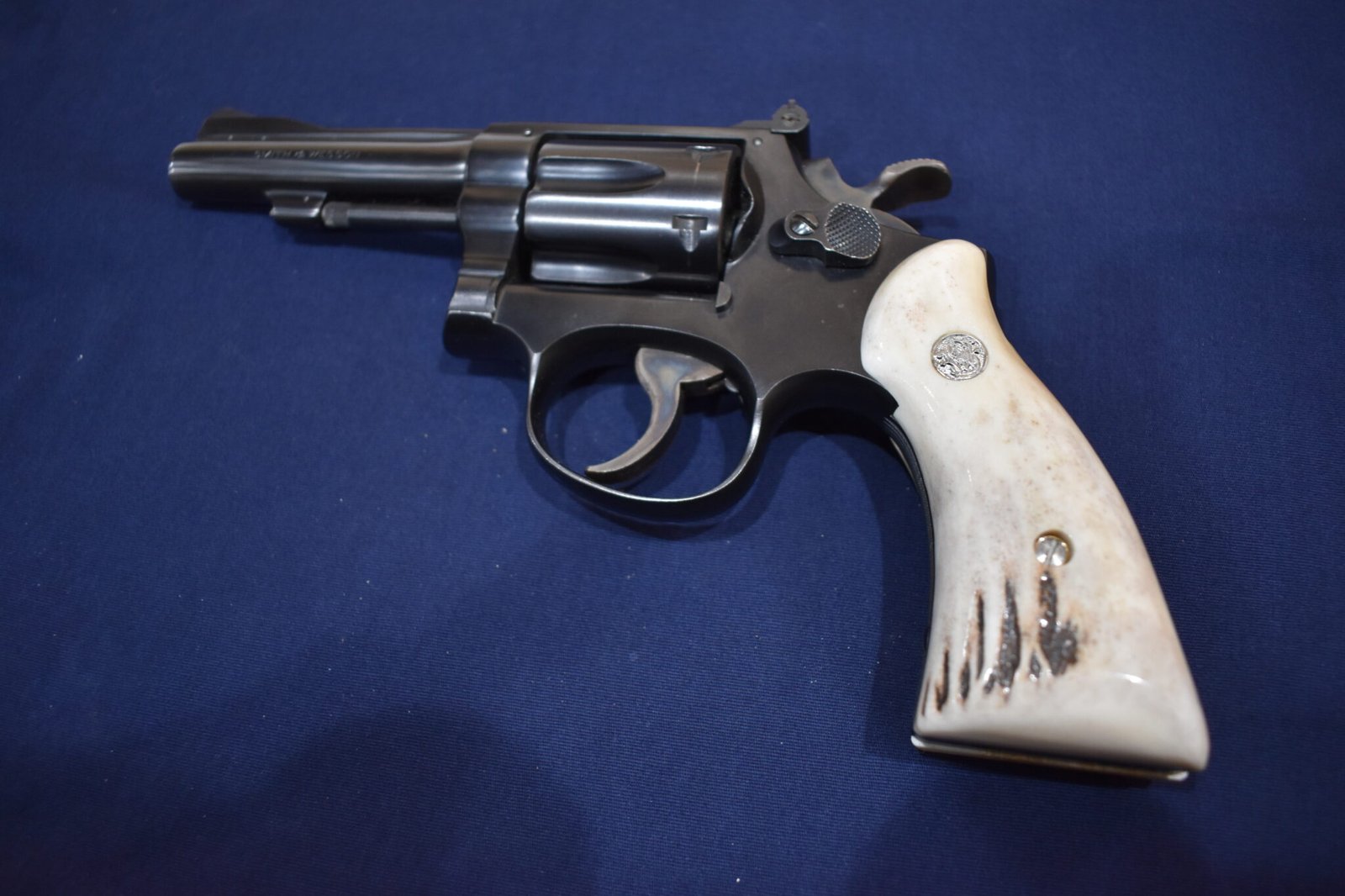 SMITH & WESSON K FRAME SQUARE BUTT SAMBAR STAG GRIPS KSQSS21 - Image 4