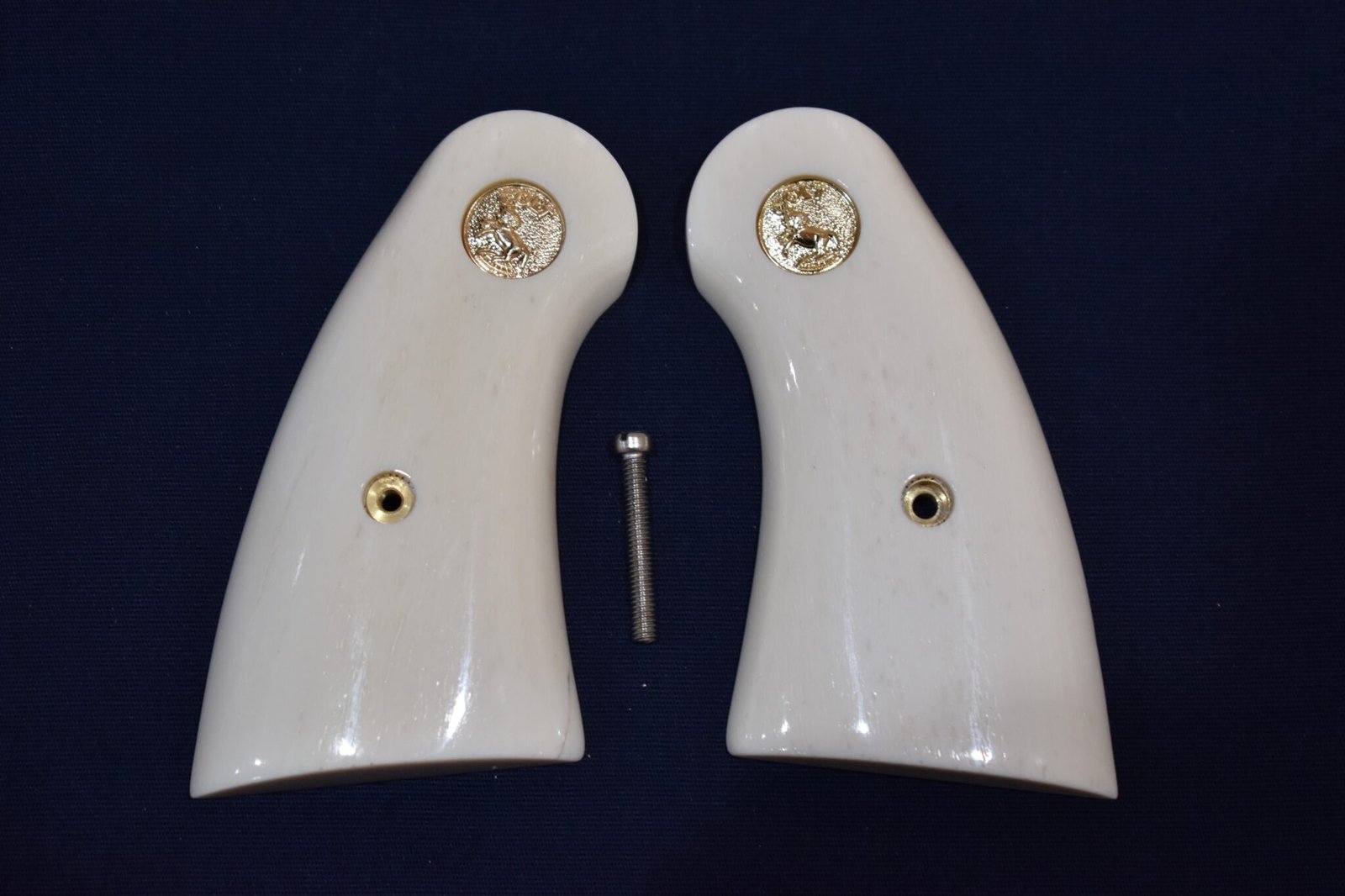COLT PYTHON PREMIUM GRADE GIRAFFE BONE GRIPS CPGB17