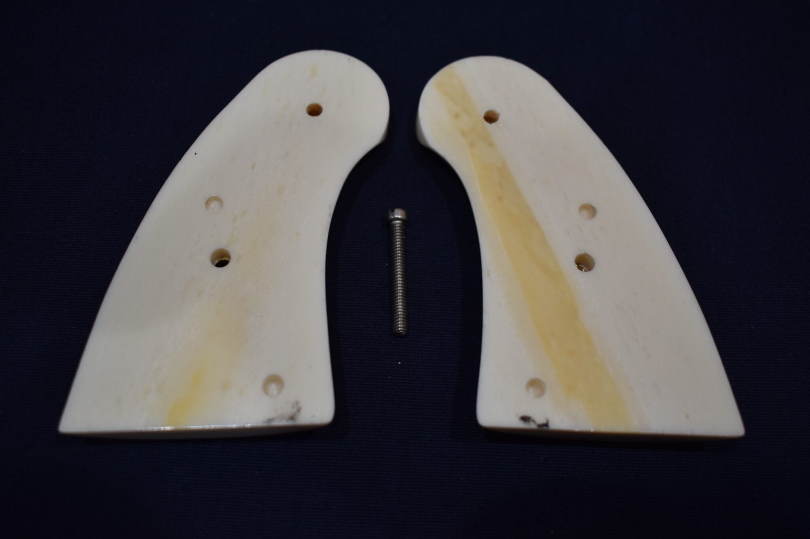 COLT PYTHON PREMIUM GRADE GIRAFFE BONE GRIPS CPGB17 - Image 3