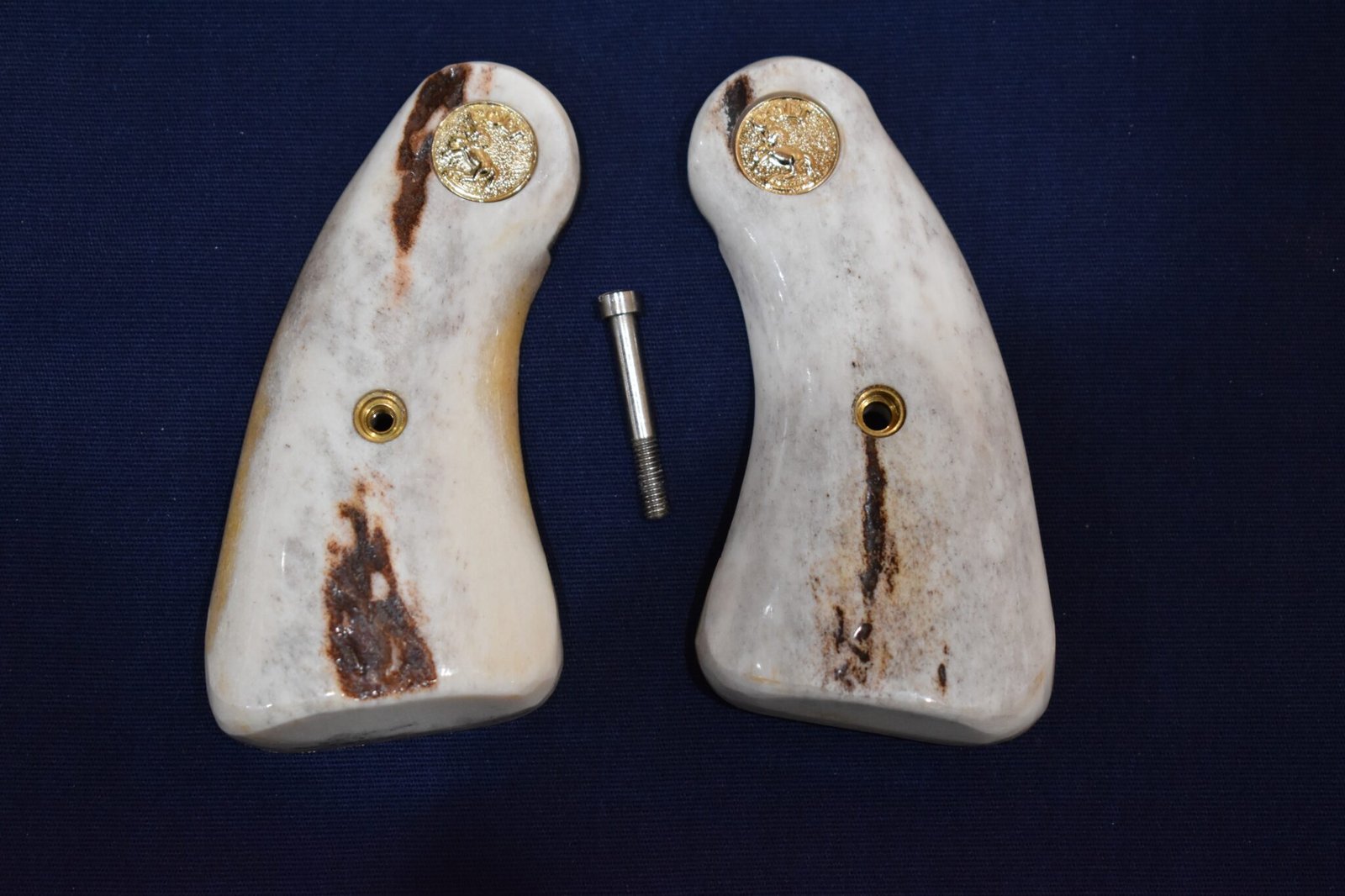 COLT DETECTIVE / DIAMONDBACK SAMBAR STAG GRIPS CDSS12