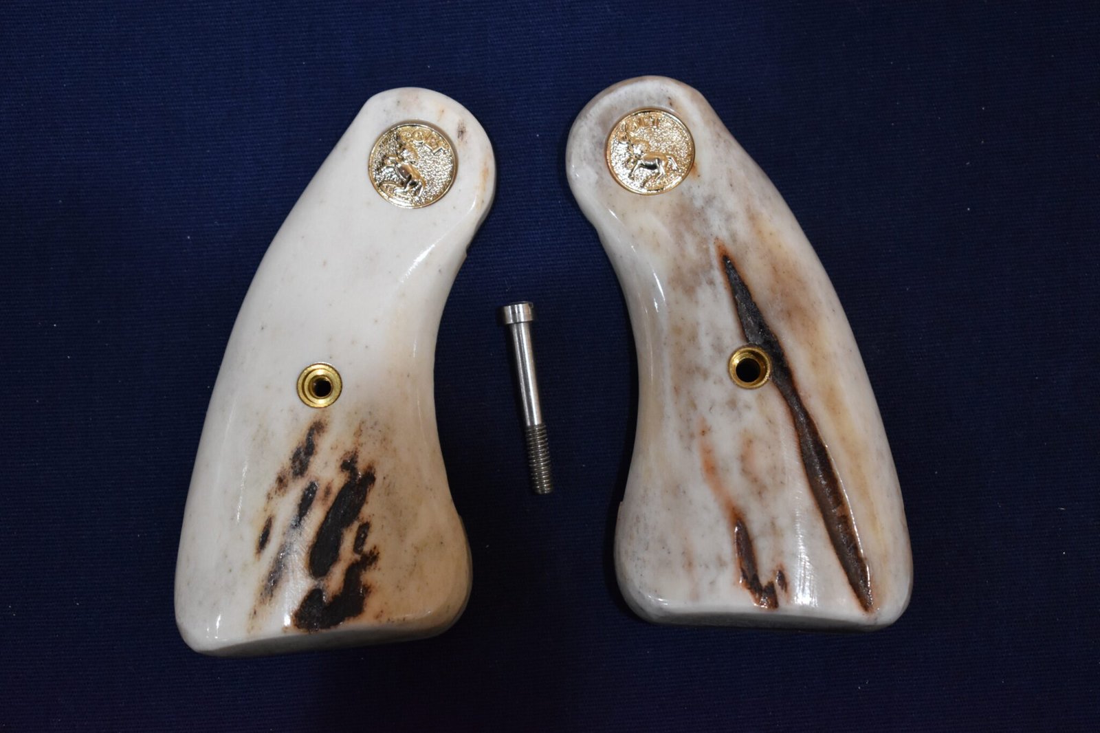 COLT DETECTIVE / DIAMONDBACK SAMBAR STAG GRIPS CDSS14 - Image 2