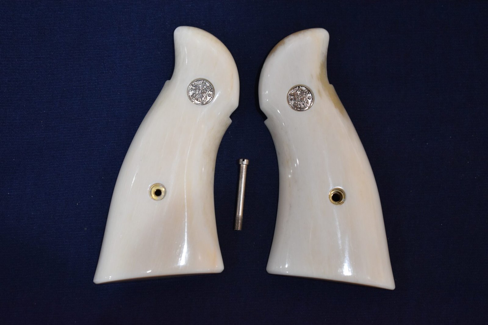 SMITH & WESSON N FRAME PREMIUM GRADE GIRAFFE BONE GRIPS SWNGB13