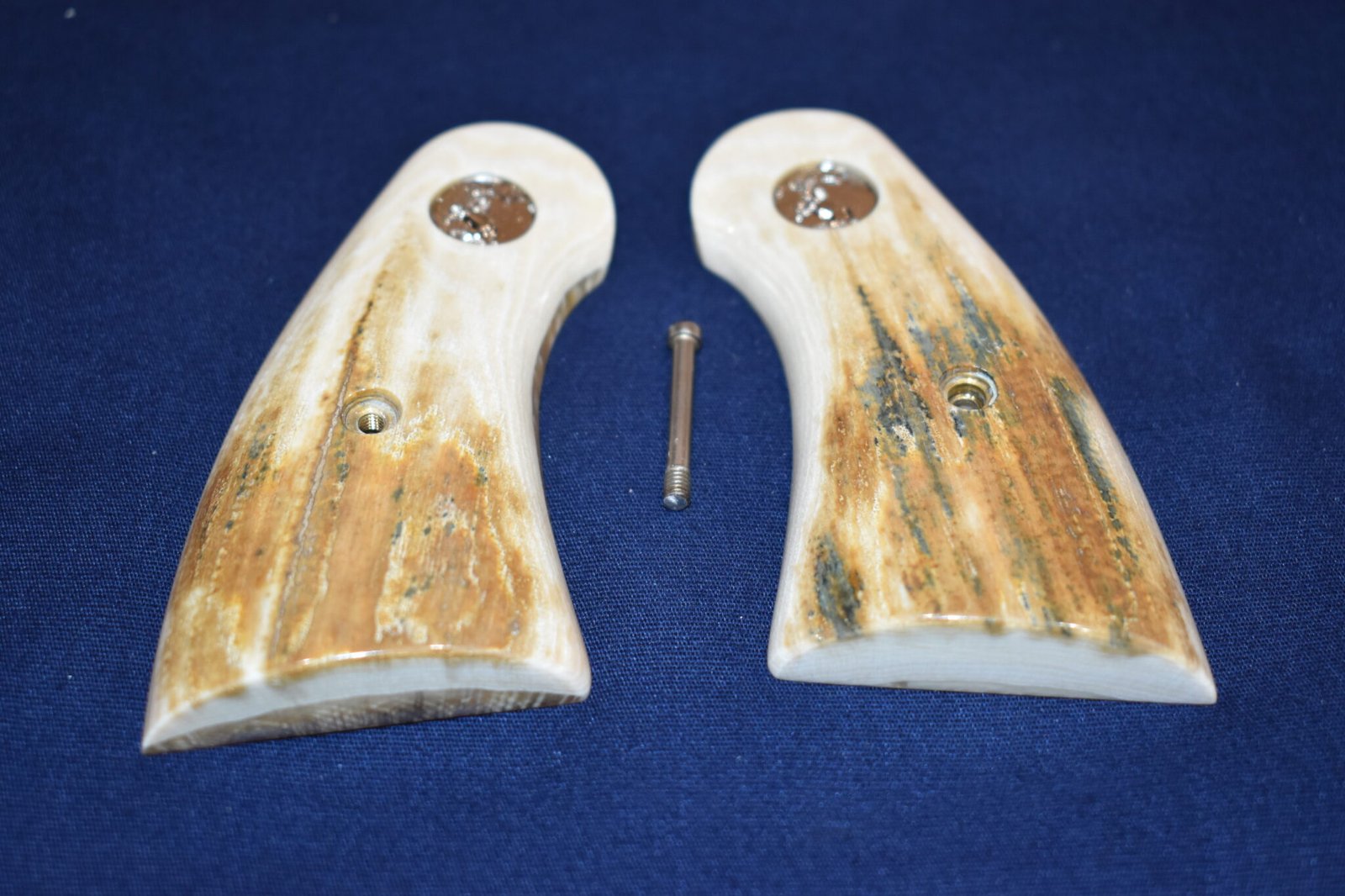 COLT PYTHON / OFFICER'S MODEL MATCH MAMMOTH IVORY GRIPS PMI7 - Image 2