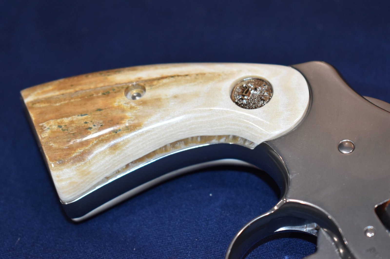 COLT PYTHON / OFFICER'S MODEL MATCH MAMMOTH IVORY GRIPS PMI7 - Image 10