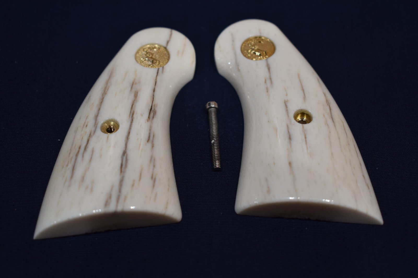 COLT PYTHON PREMIUM GRADE GIRAFFE BONE GRIPS CPGB18 - Image 2