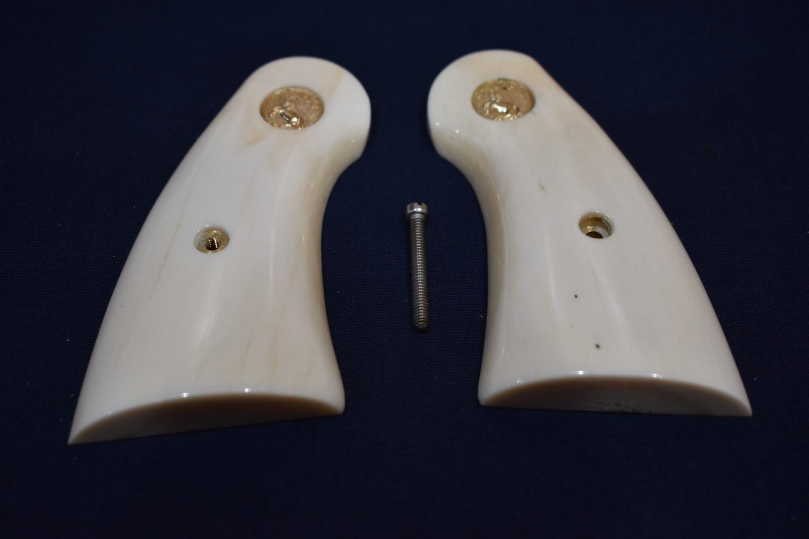COLT PYTHON PREMIUM GRADE GIRAFFE BONE GRIPS CPGB19 - Image 4