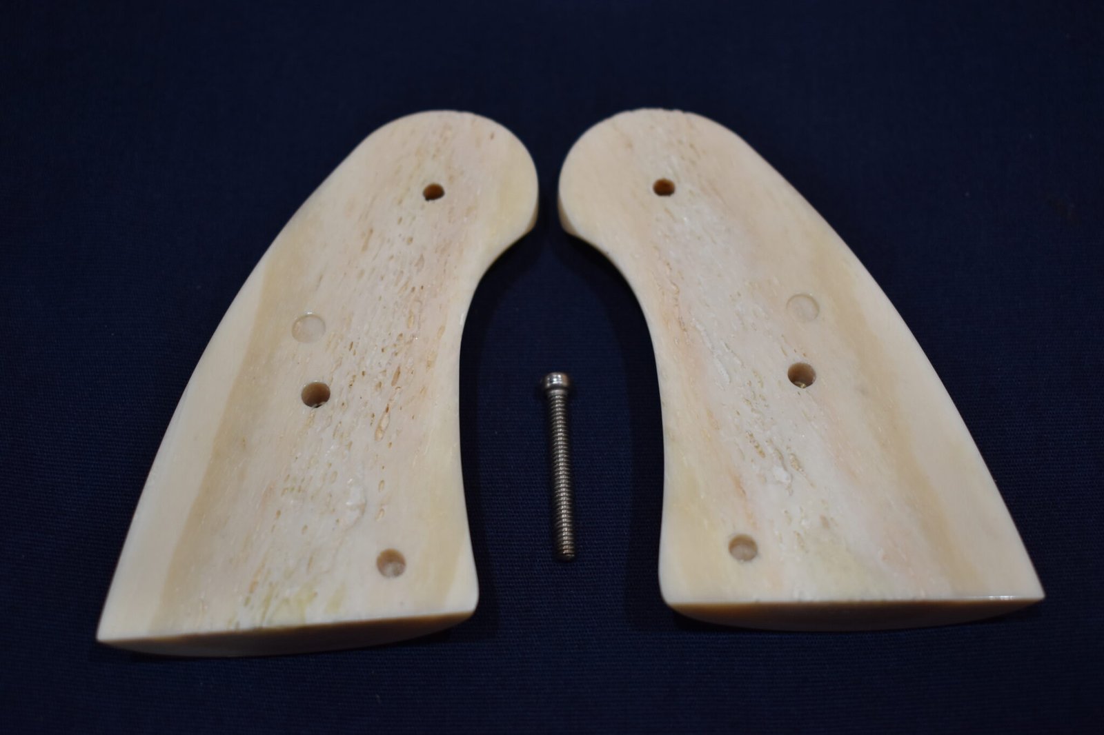 COLT PYTHON PREMIUM GRADE GIRAFFE BONE GRIPS CPGB19 - Image 5