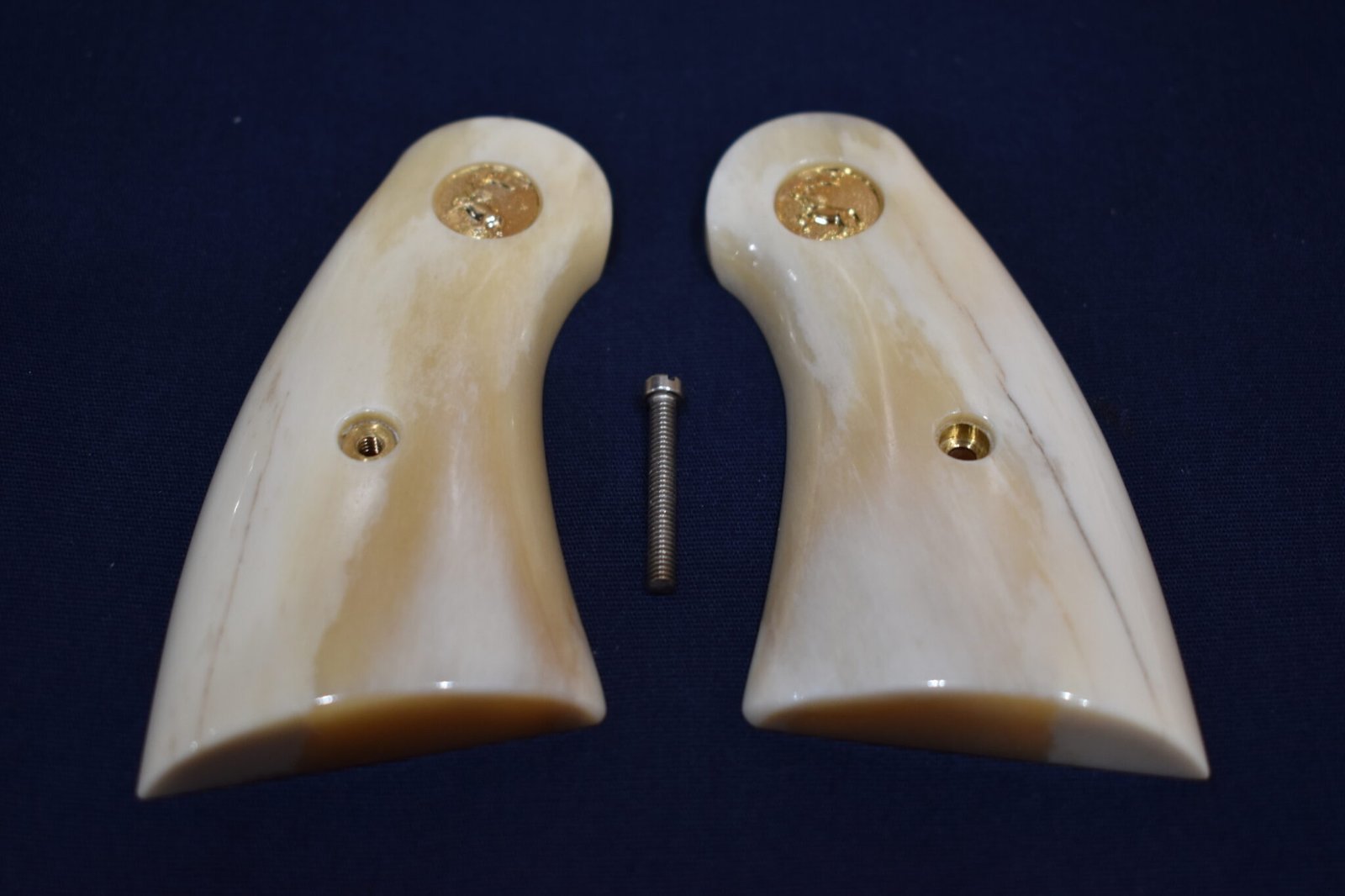 COLT PYTHON PREMIUM GRADE GIRAFFE BONE GRIPS CPGB20 - Image 2