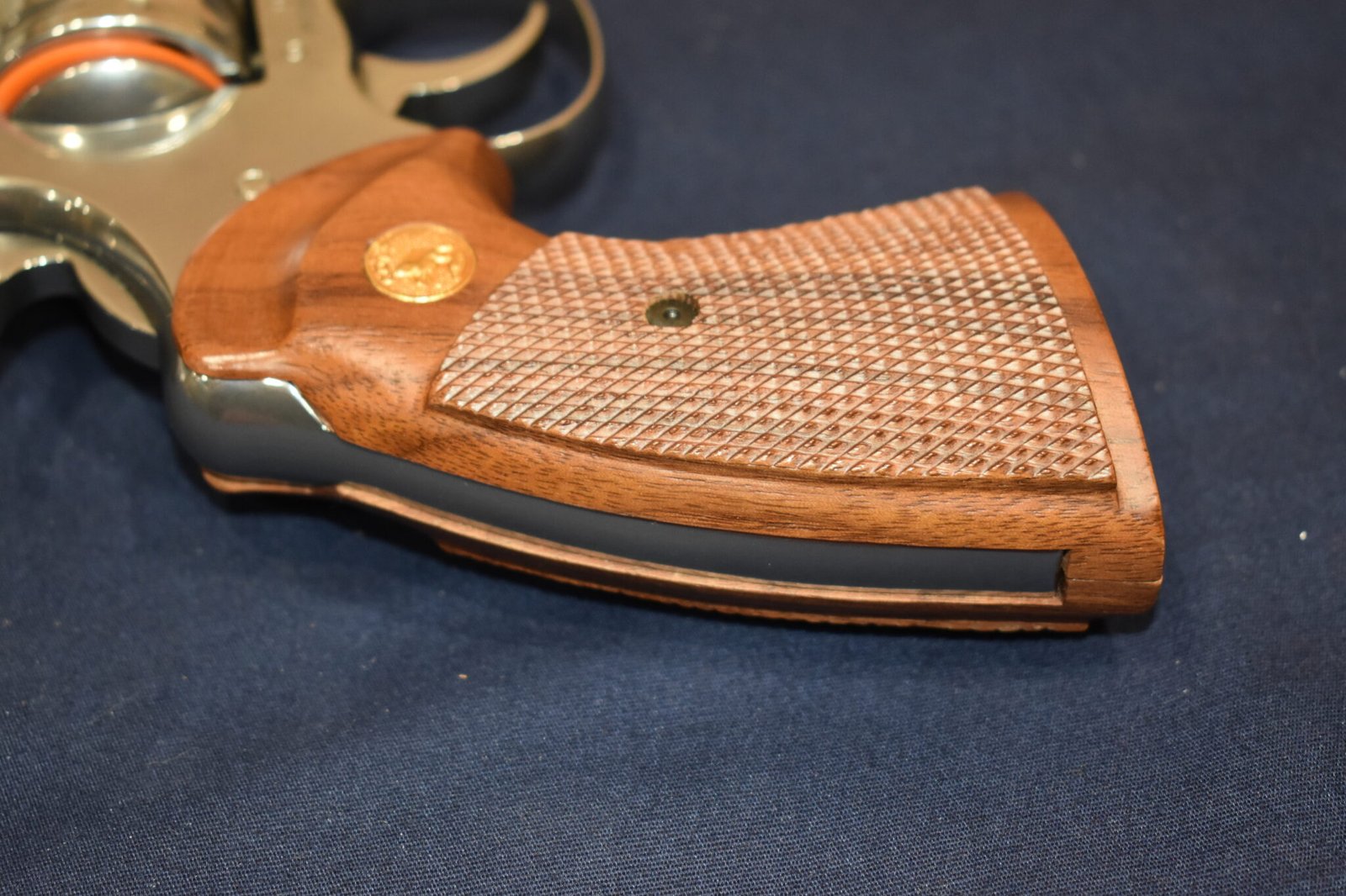 COLT PYTHON 3rd GENERATION FACTORY TARGET GRIPS CPT7 - Image 6