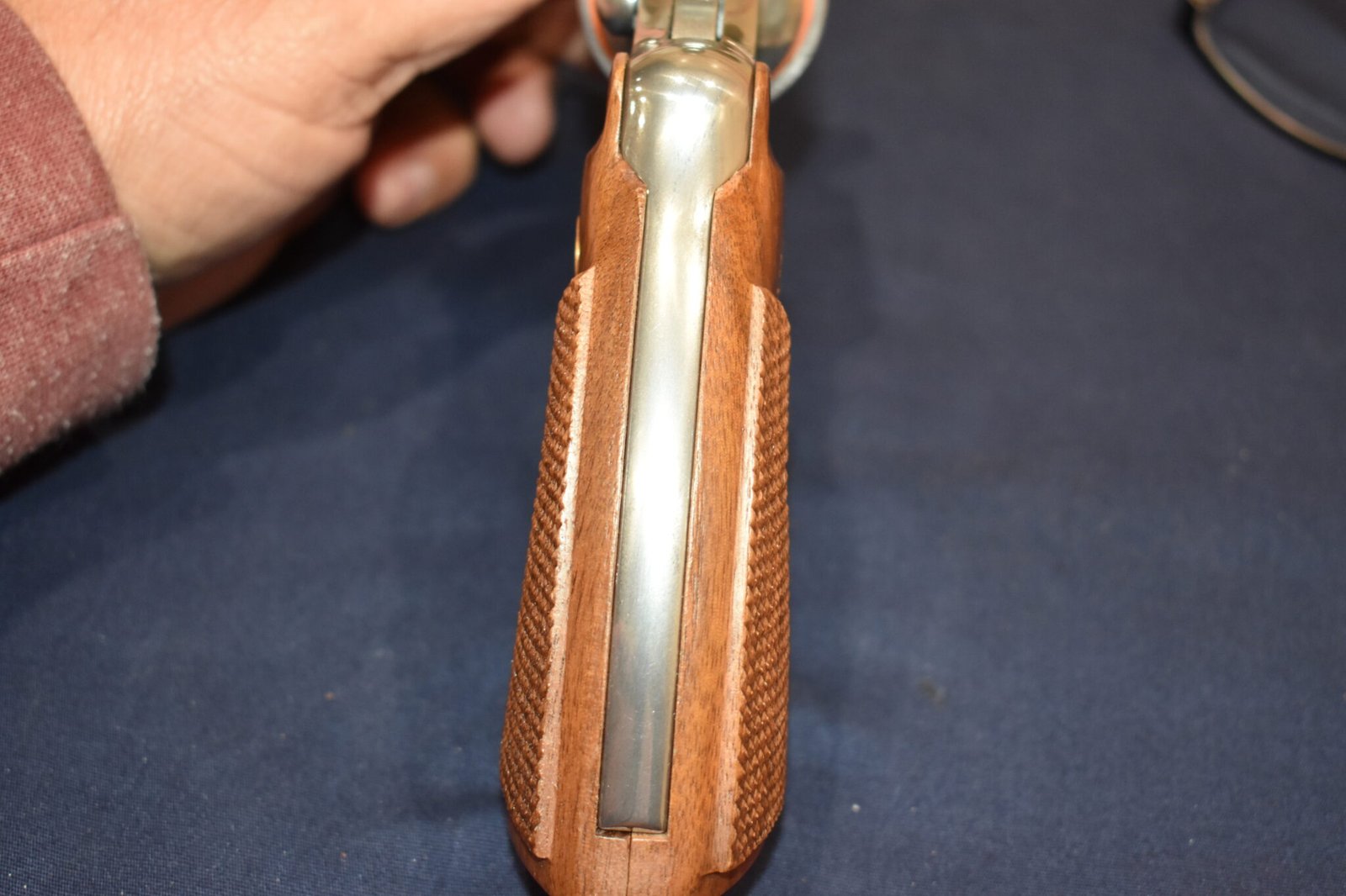 COLT PYTHON 3rd GENERATION FACTORY TARGET GRIPS CPT7 - Image 10