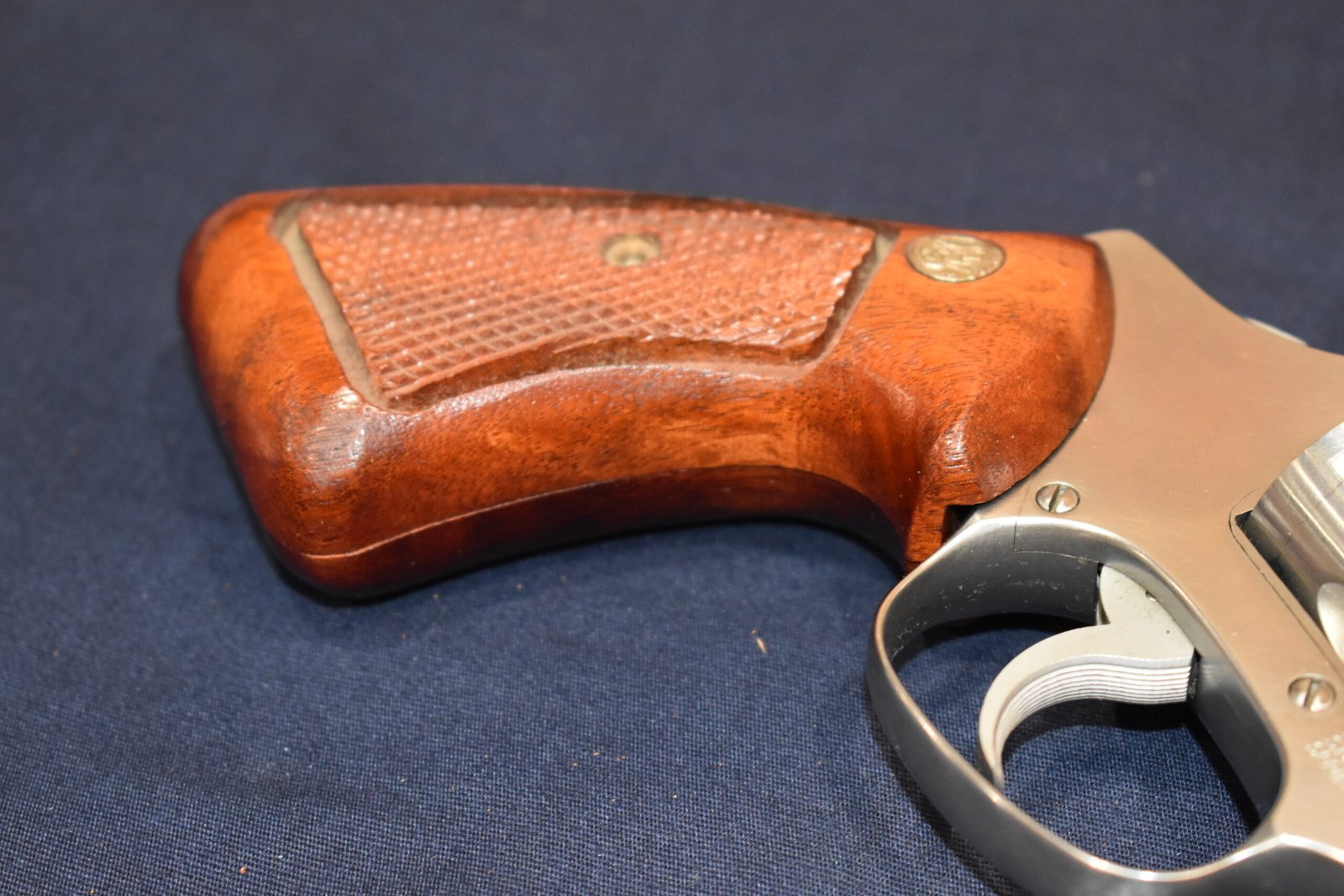 SMITH & WESSON J FRAME TARGET GRIP JT26 - Image 13