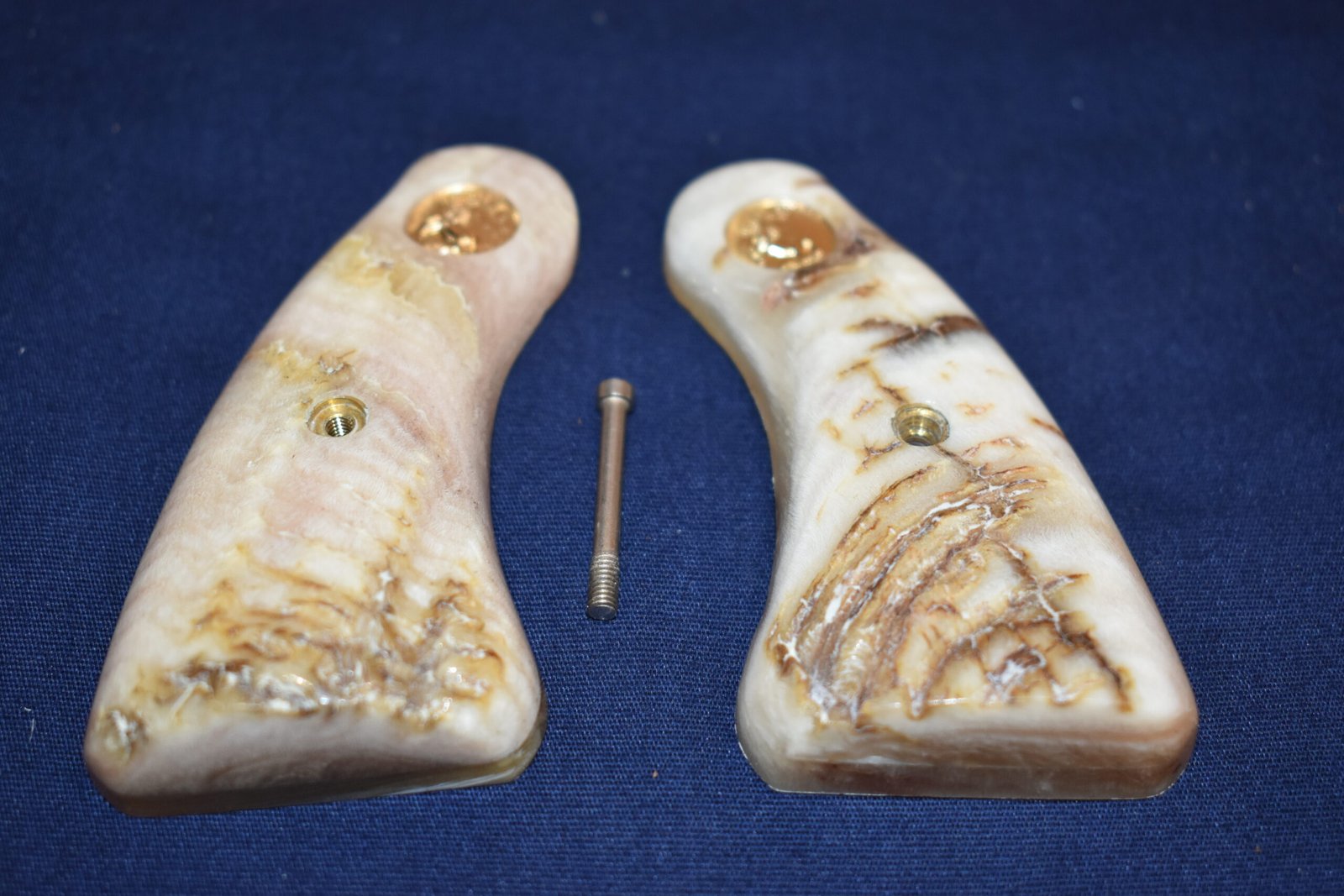 COLT DETECTIVE / DIAMONDBACK RAMS HORN GRIPS CDRH3 - Image 3