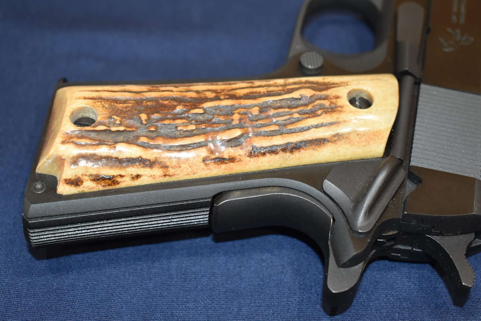 COLT 1911 VINTAGE SAMBAR STAG GRIPS 1911SS44 - Image 6