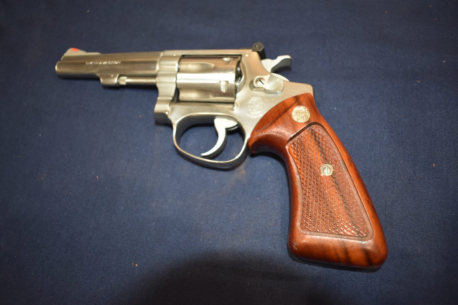 SMITH & WESSON J FRAME TARGET GRIP JT28 - Image 5