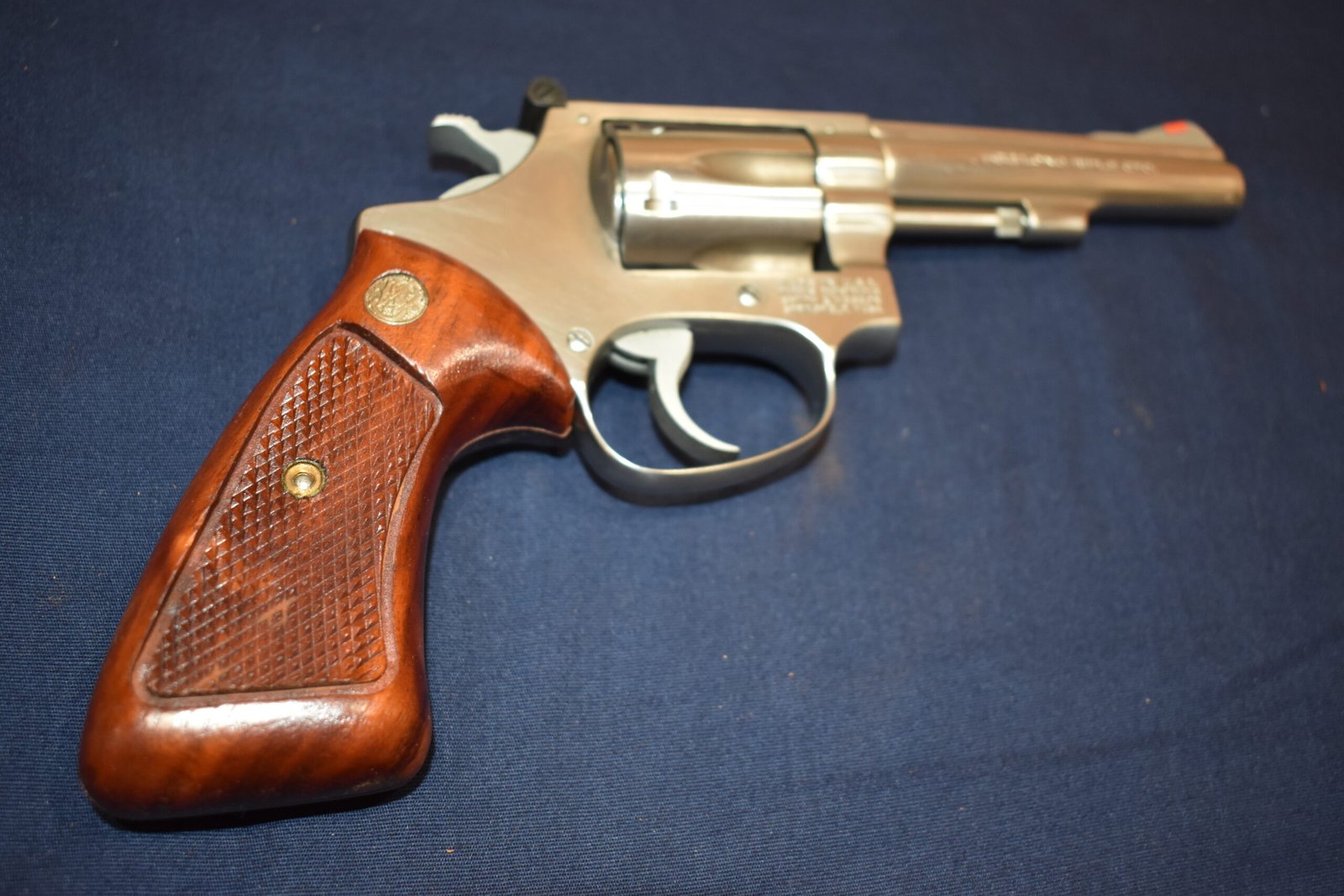 SMITH & WESSON J FRAME TARGET GRIP JT28 - Image 8