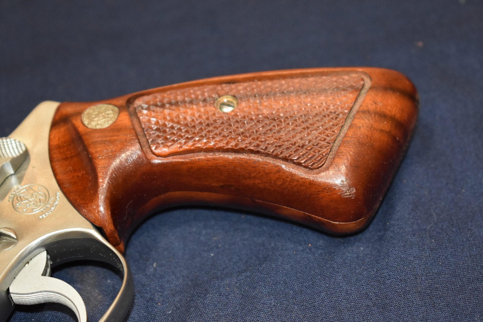 SMITH & WESSON J FRAME TARGET GRIP JT28 - Image 12