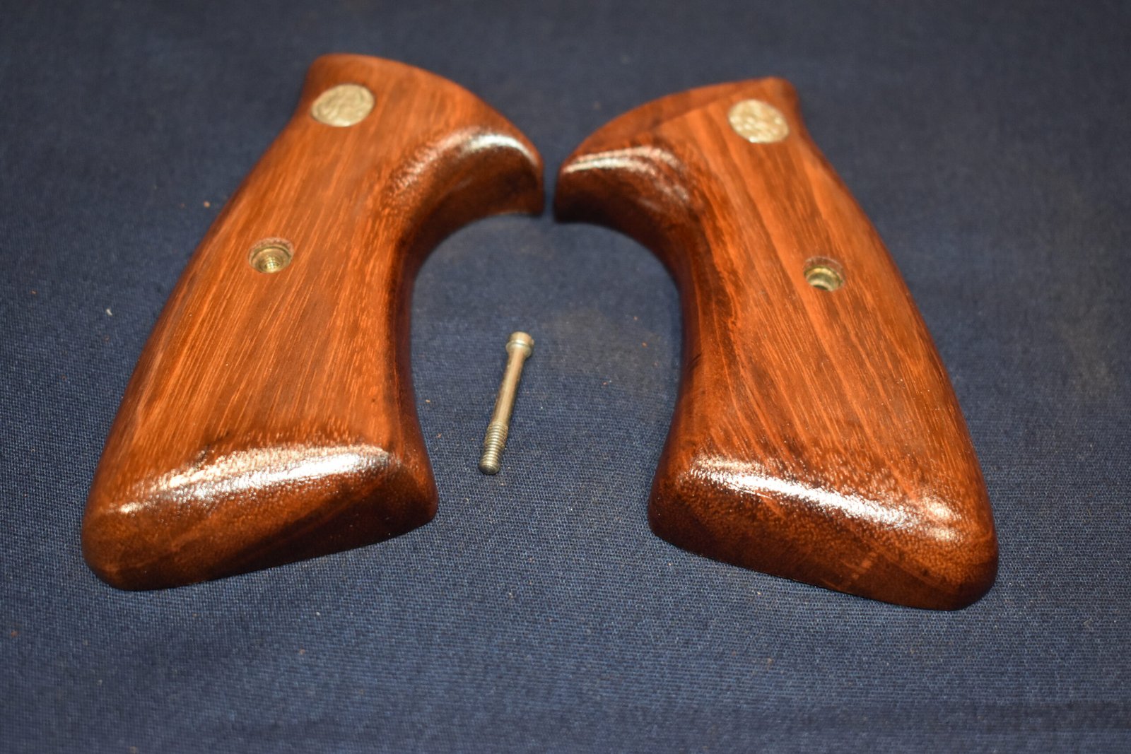 SMITH & WESSON J FRAME TARGET GRIP JT29 - Image 3