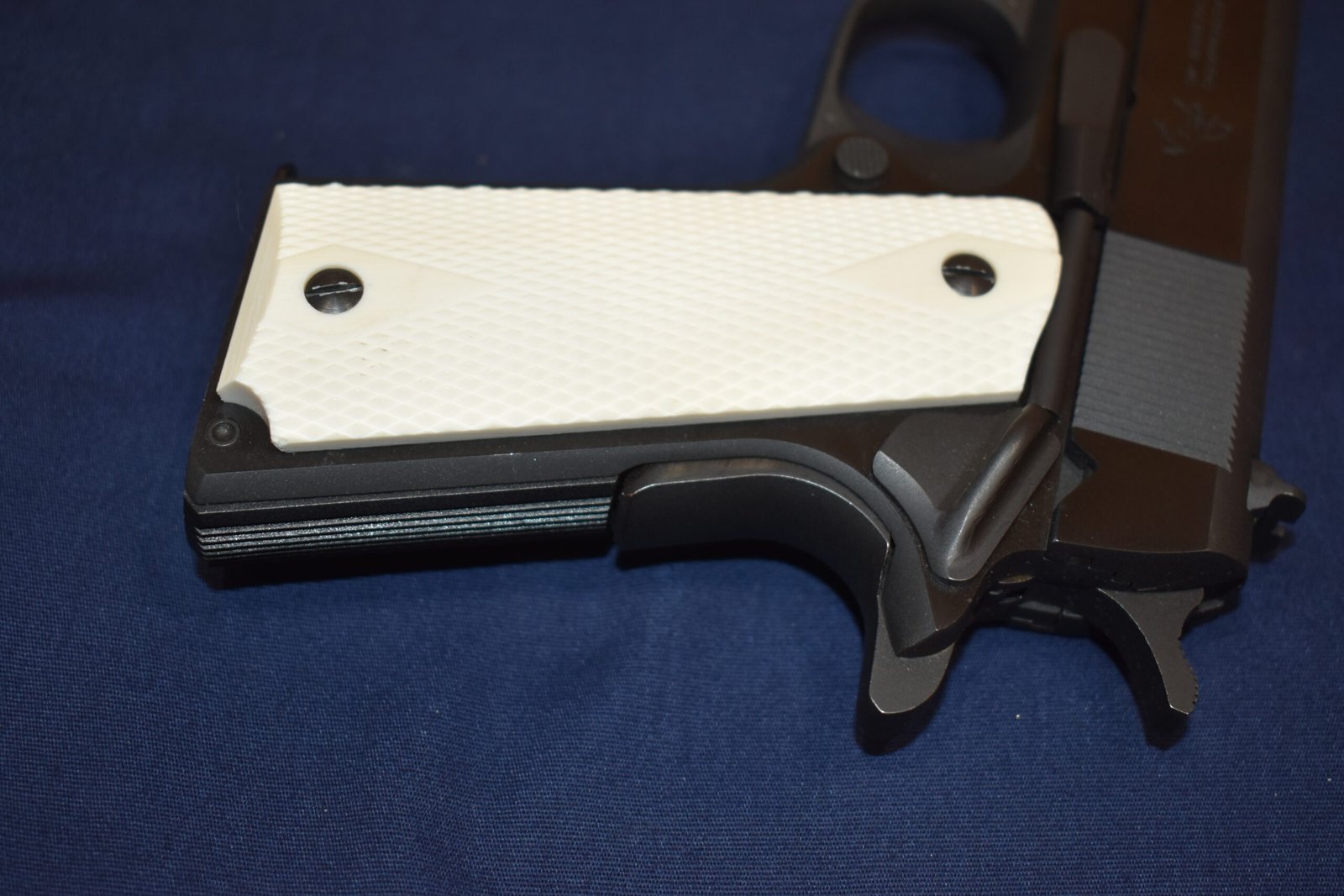 COLT 1911 DOUBLE DIAMOND CHECKERED IVORY GRIPS OHIO SALES ONLY 1911CI2 - Image 6