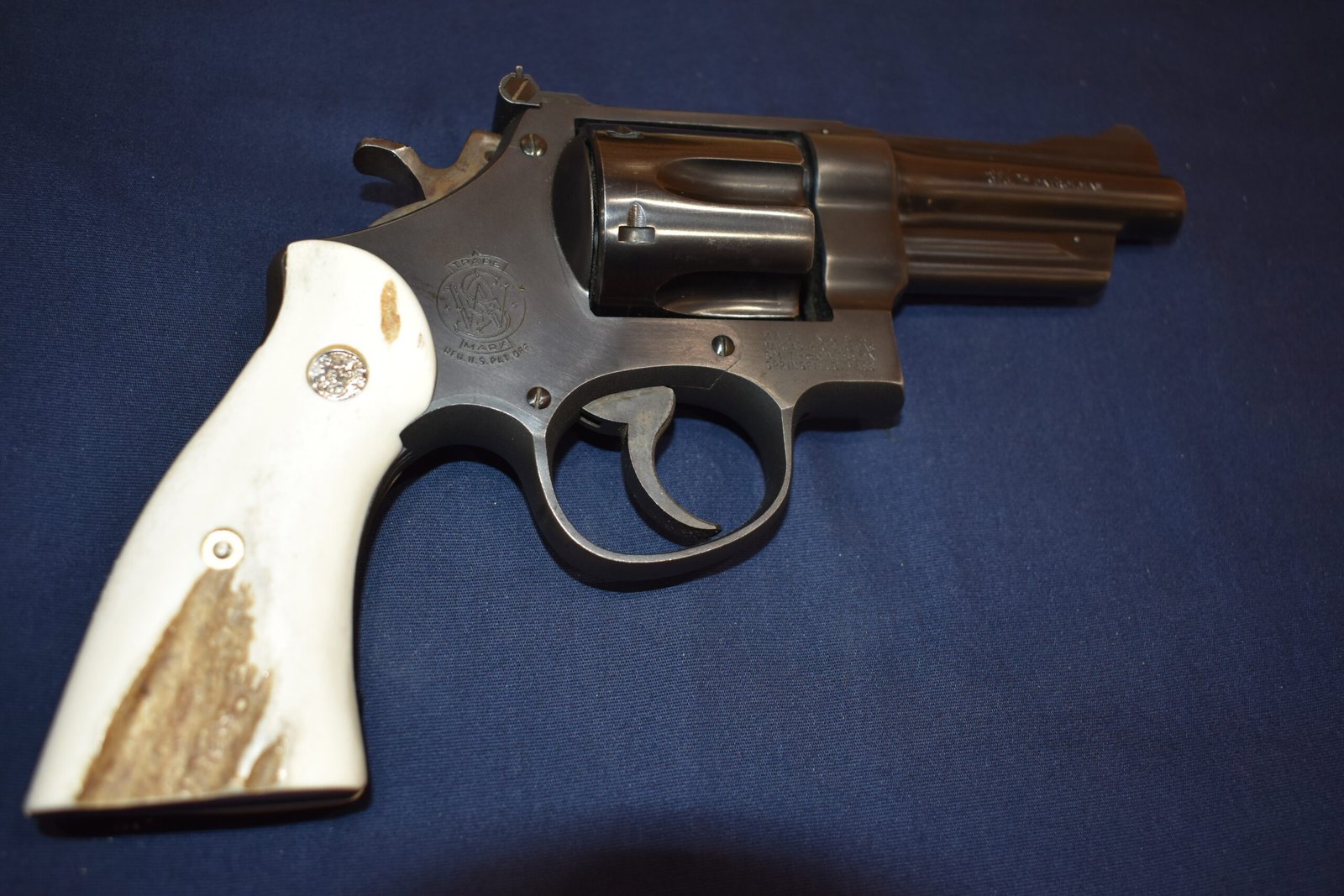 SMITH & WESSON N FRAME MOOSE HORN / STAG GRIPS SWNMH1 - Image 8