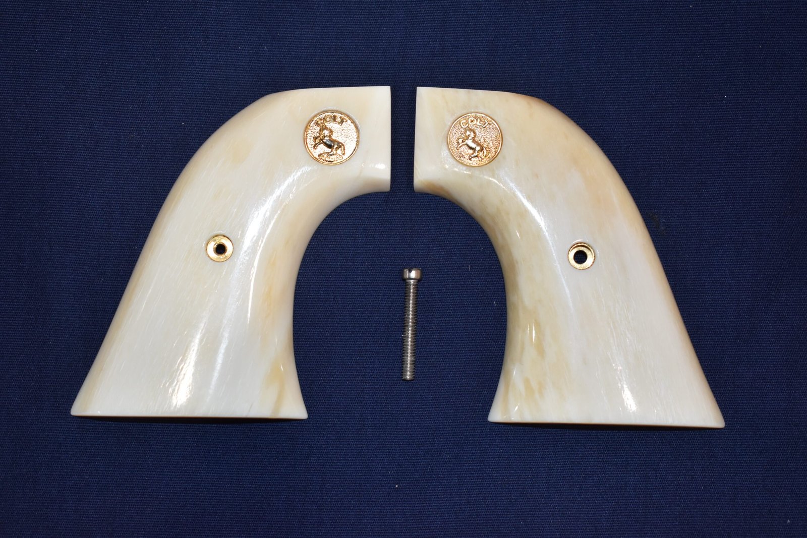 COLT SINGLE ACTION ARMY (S.A.A.) PREMIUM GRADE GIRAFFE BONE GRIPS SAAGB6 - Image 2