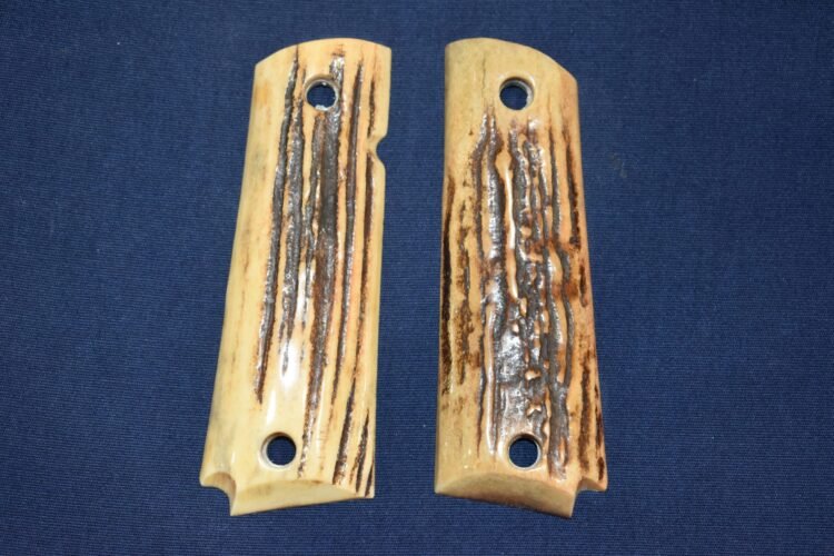 COLT 1911 VINTAGE SAMBAR STAG GRIPS 1911SS44