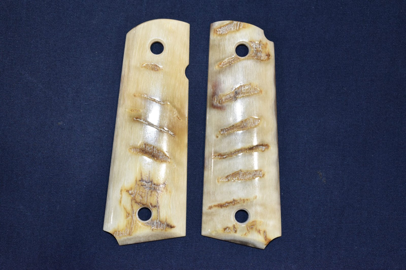 COLT 1911 RAMS HORN GRIPS 1911RH21 - Image 2