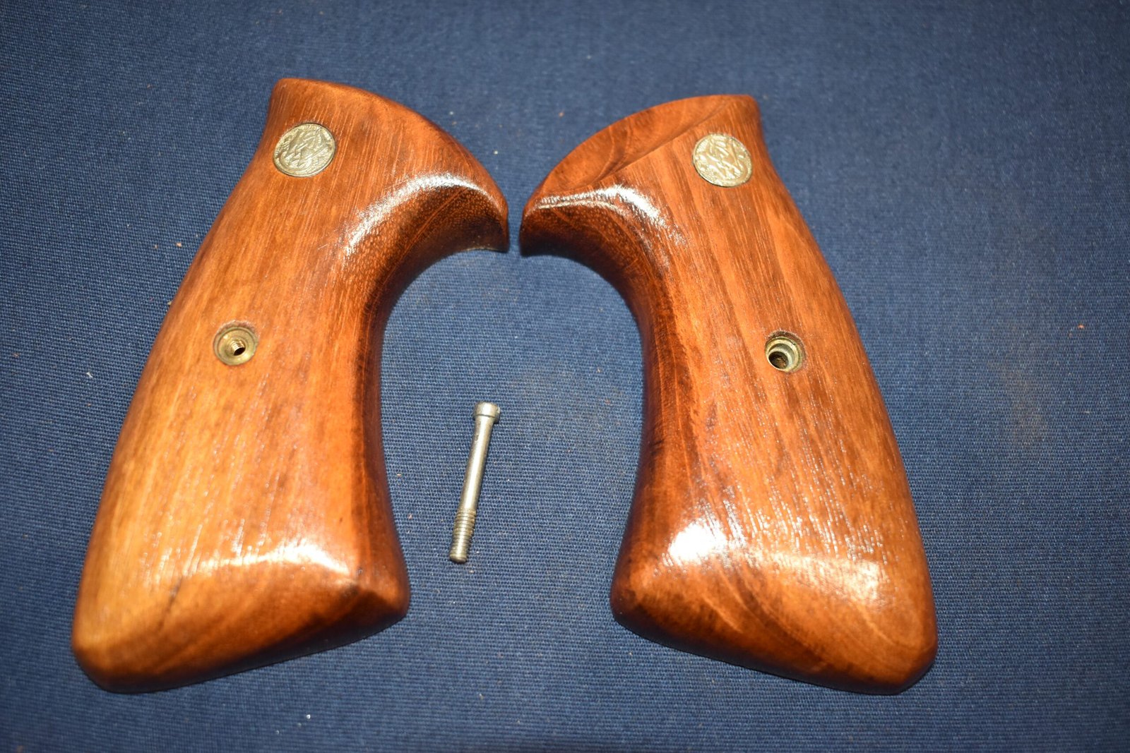 SMITH & WESSON J FRAME TARGET GRIP JT30