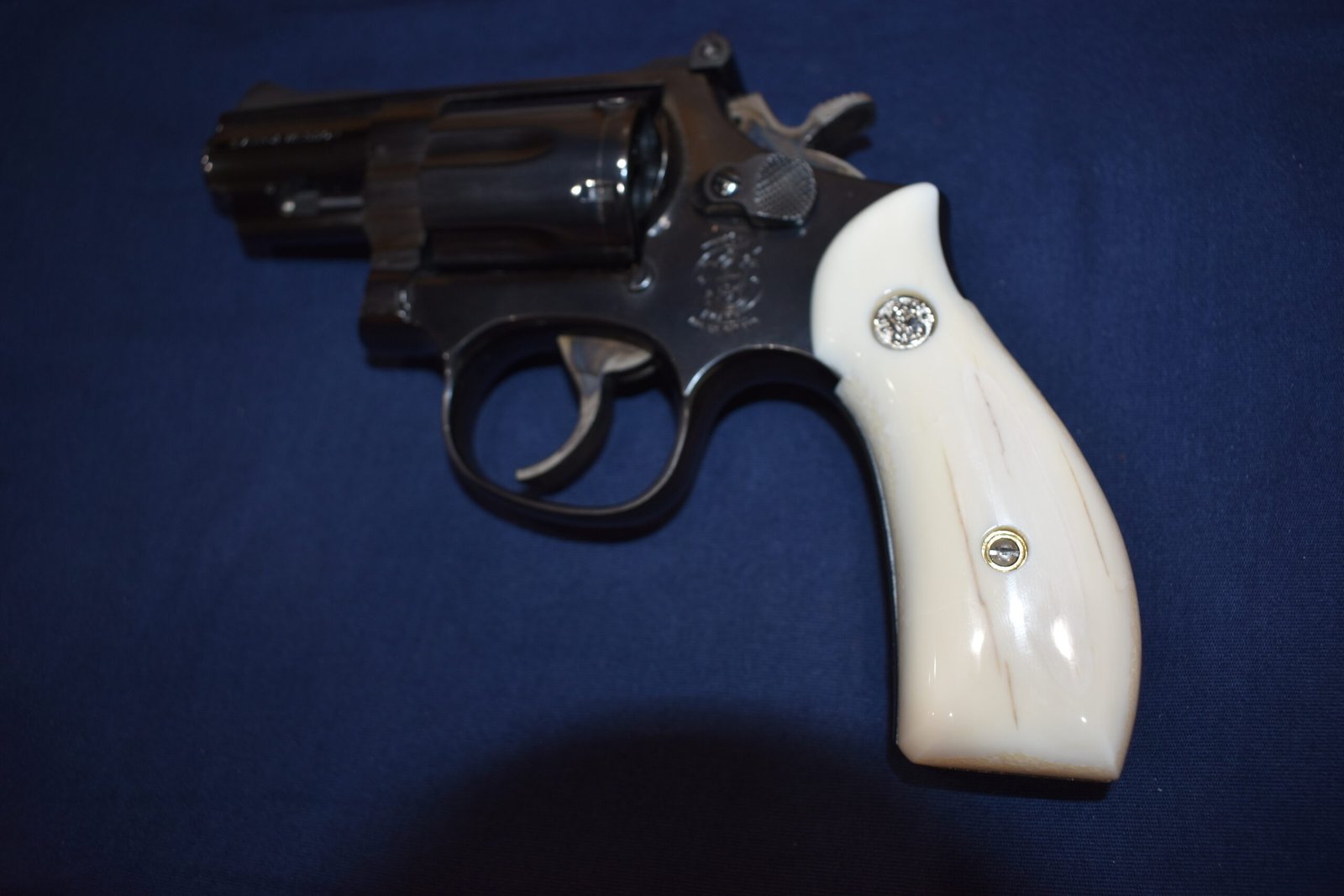 SMITH & WESSON K OR L FRAME WALRUS IVORY GRIPS KRBWI2 - Image 6