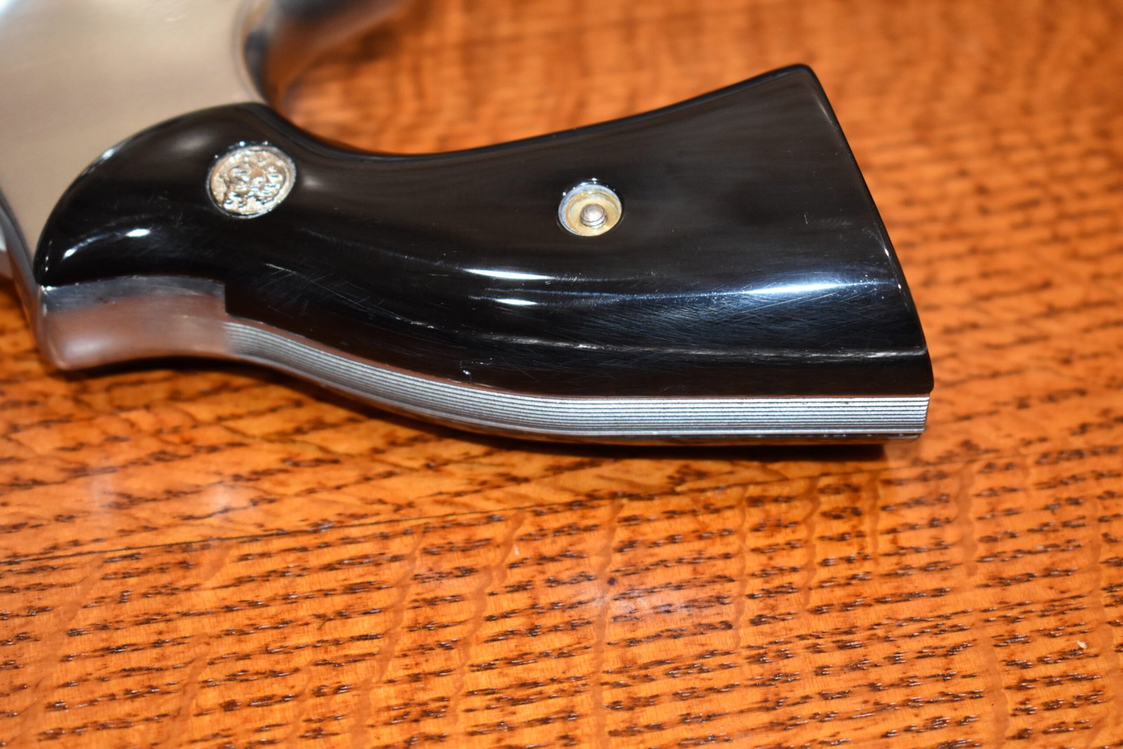 SMITH & WESSON K FRAME SQUARE BUTT PREMIUM GRADE BUFFALO HORN GRIPS KSQBBH1 - Image 7