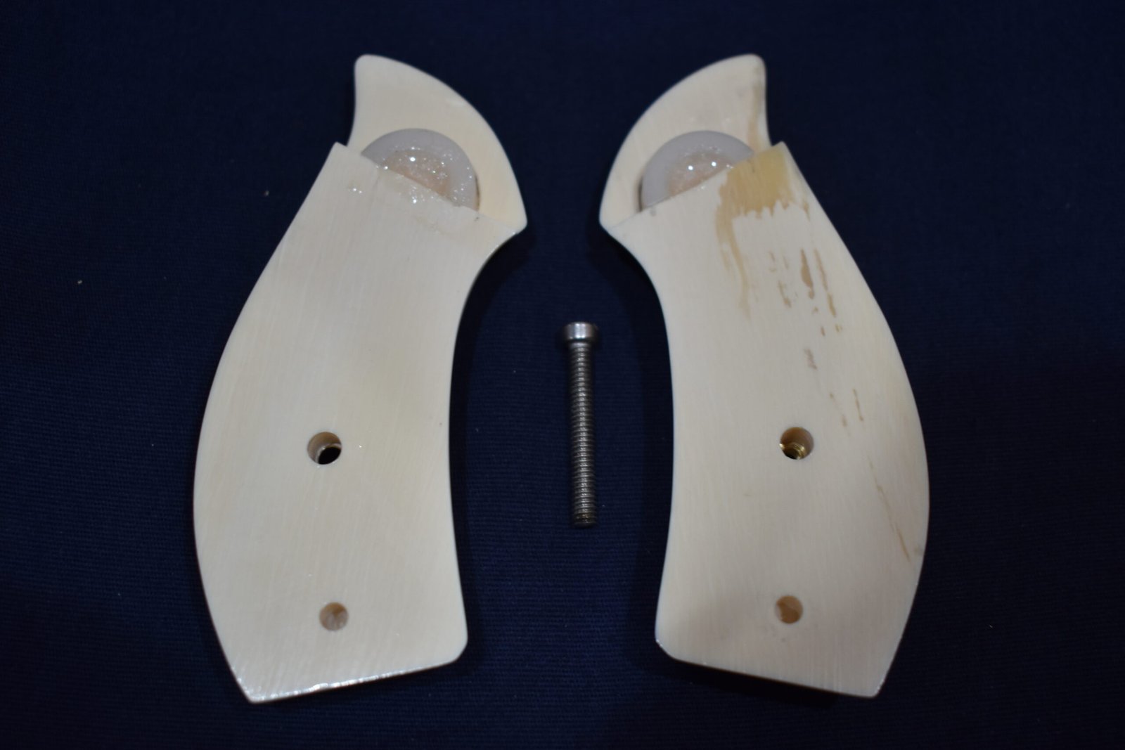 SMITH & WESSON J FRAME MAMMOTH IVORY GRIPS JMI9 - Image 4