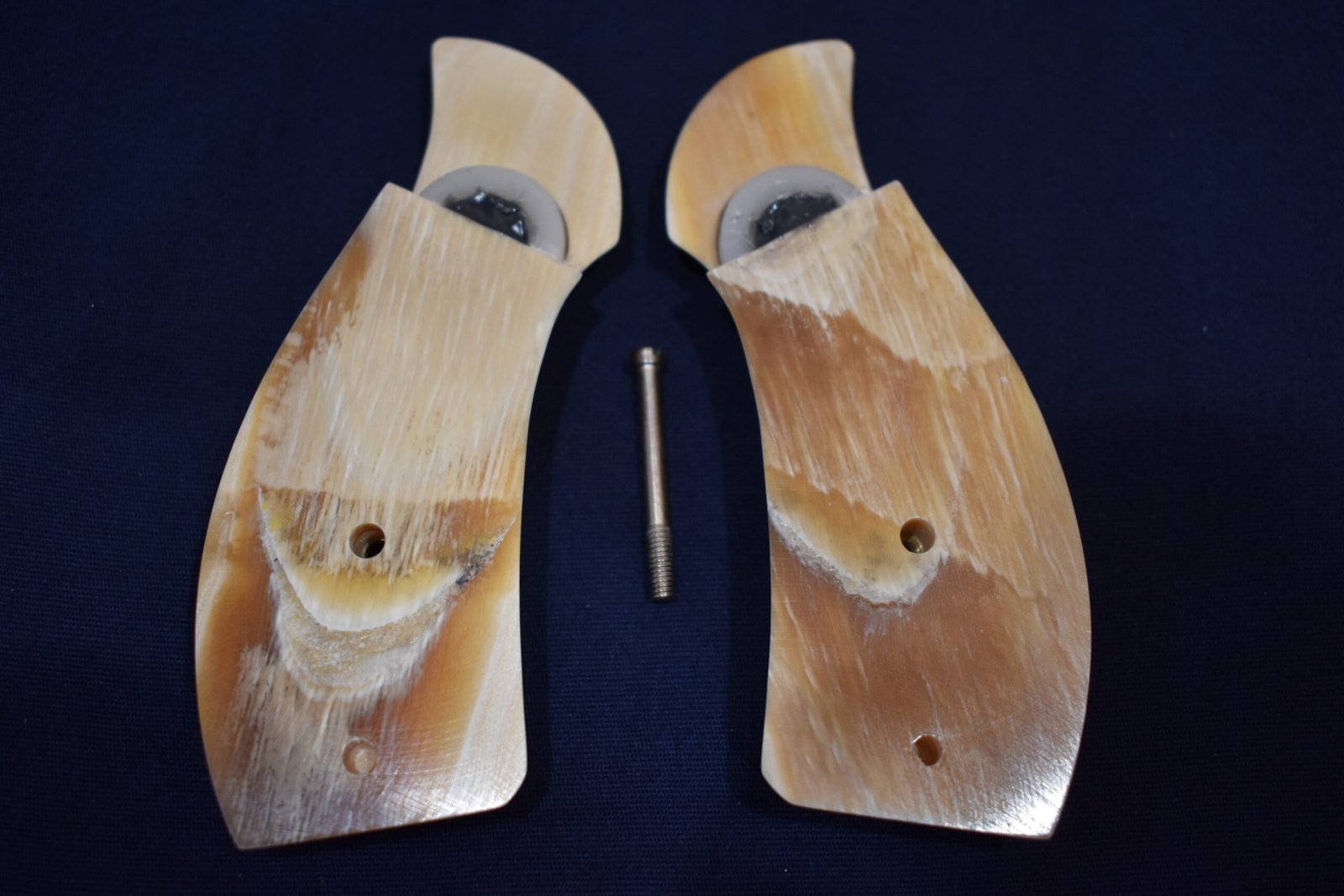 SMITH & WESSON K OR L FRAME MAMMOTH IVORY GRIPS KRBMI5 - Image 4